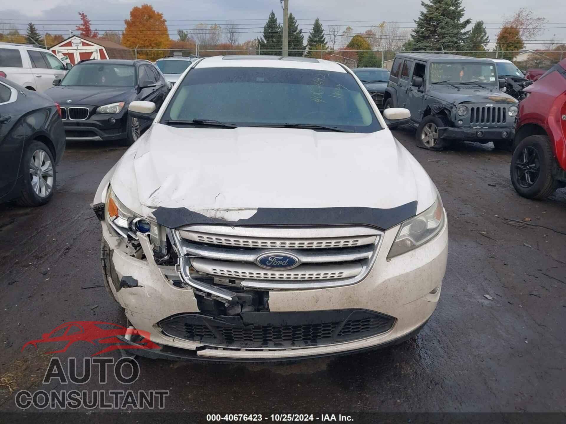 FORD TAURUS 2011 - 1FAHP2KT8BG129184