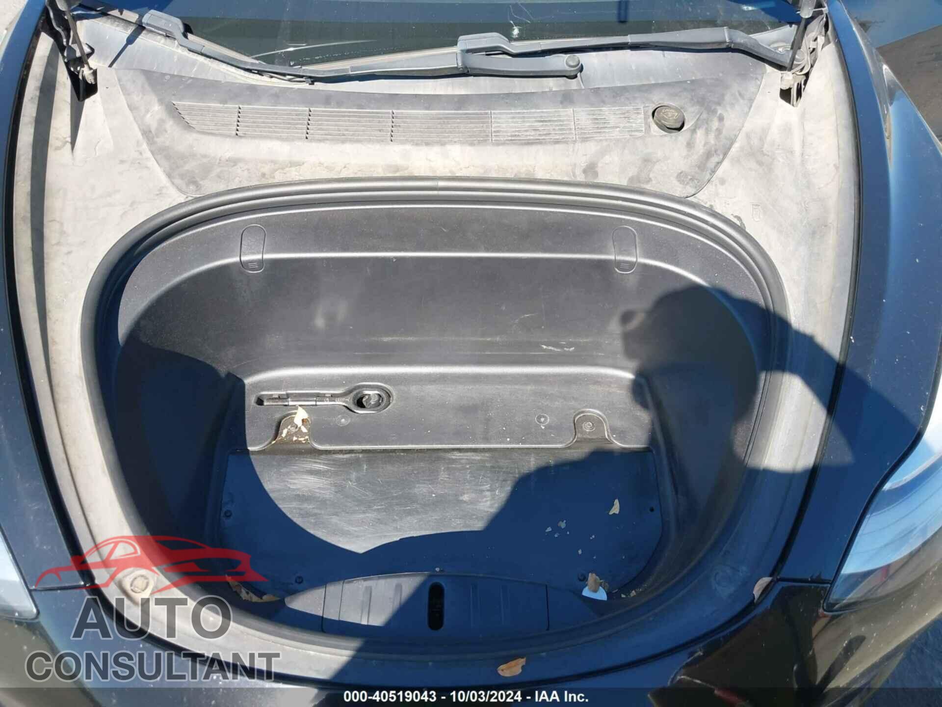 TESLA MODEL 3 2019 - 5YJ3E1EAXKF306777