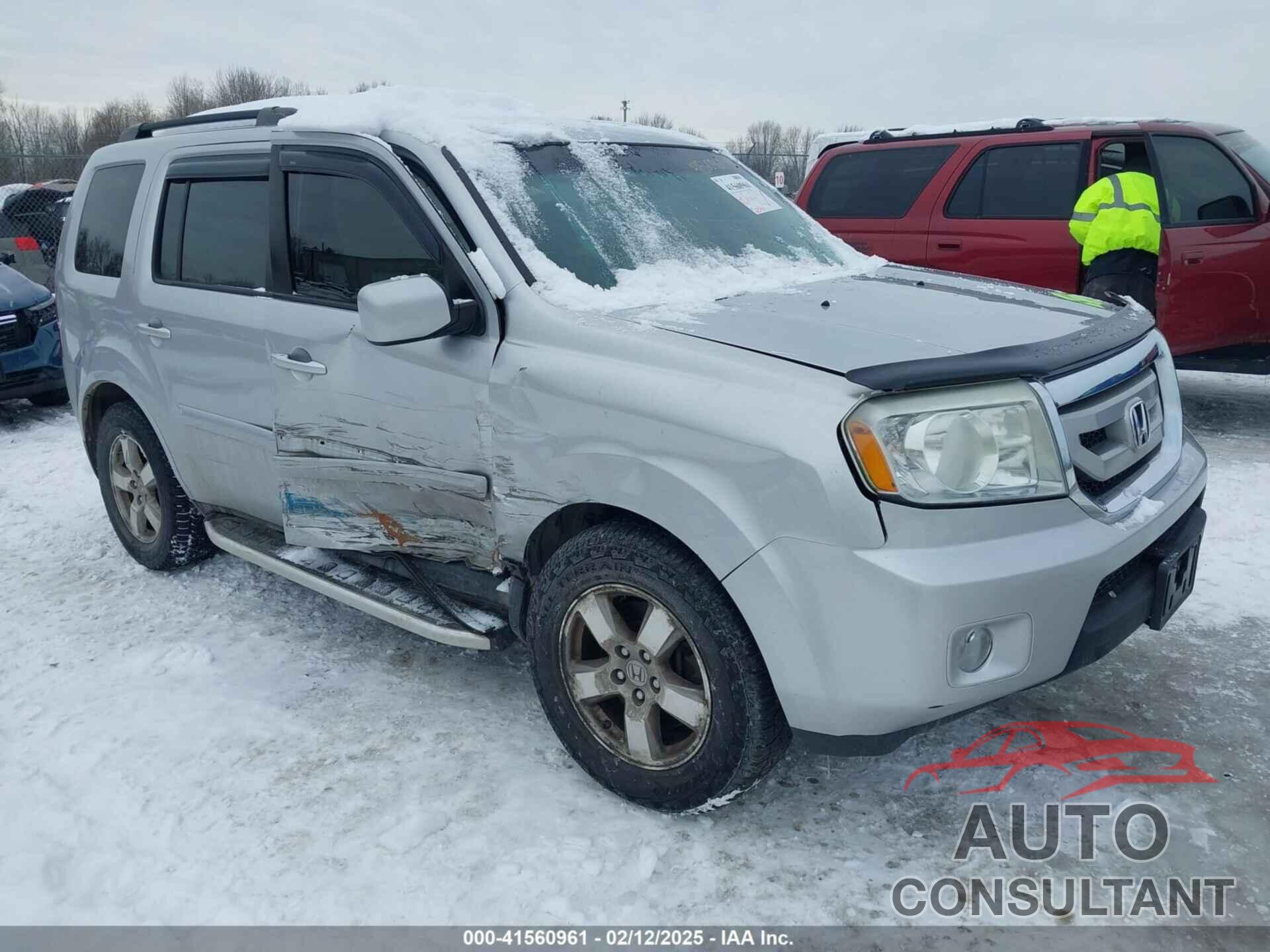 HONDA PILOT 2011 - 5FNYF4H63BB002606