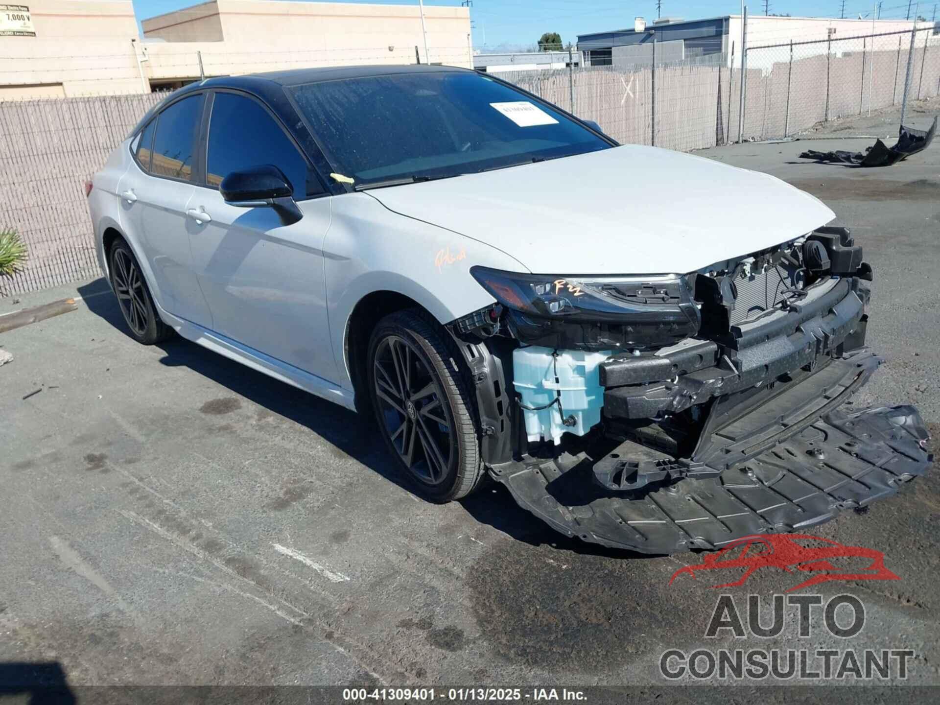 TOYOTA CAMRY 2025 - 4T1DAACK4SU035083