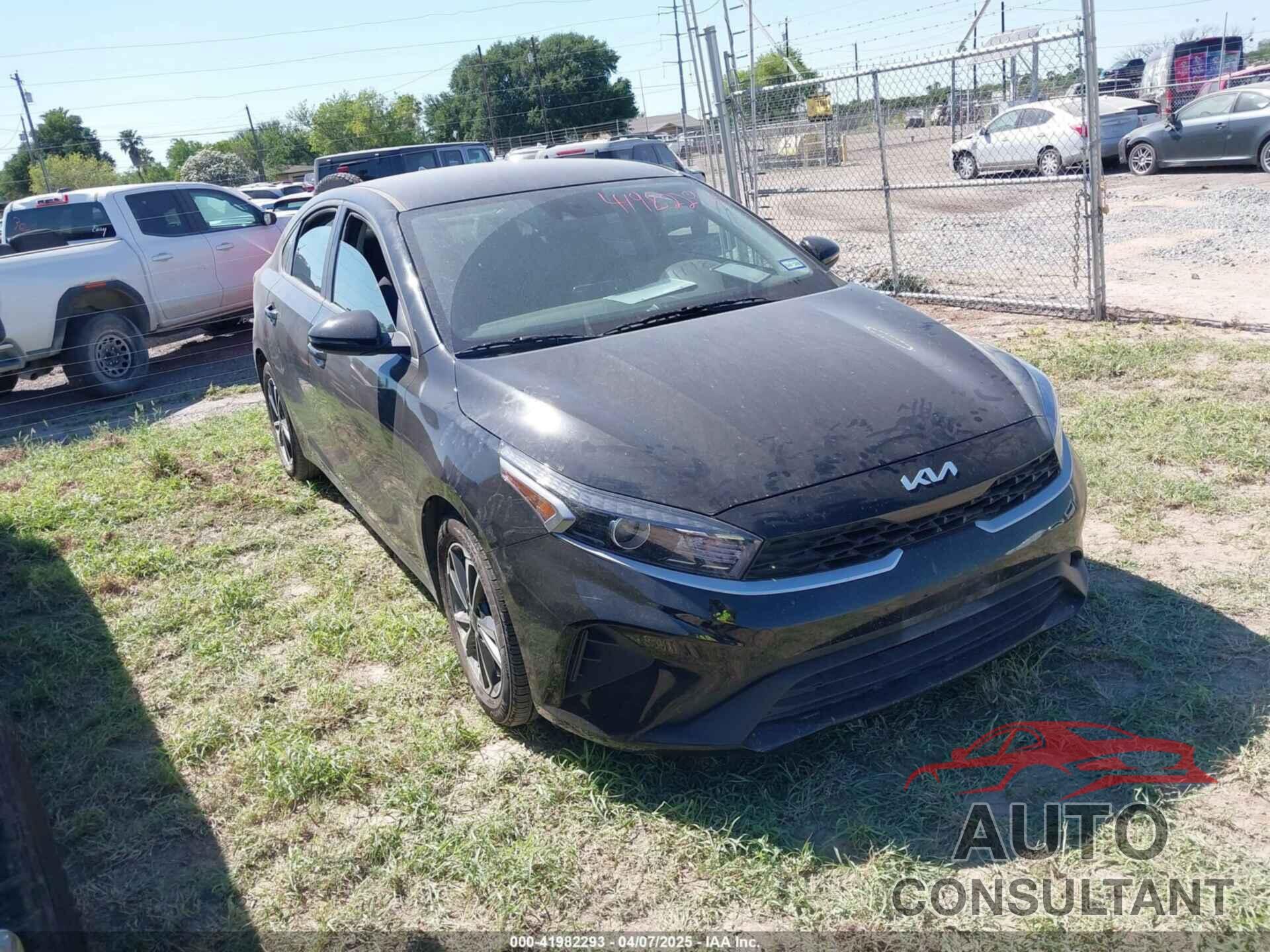 KIA FORTE 2024 - 3KPF24AD9RE785457