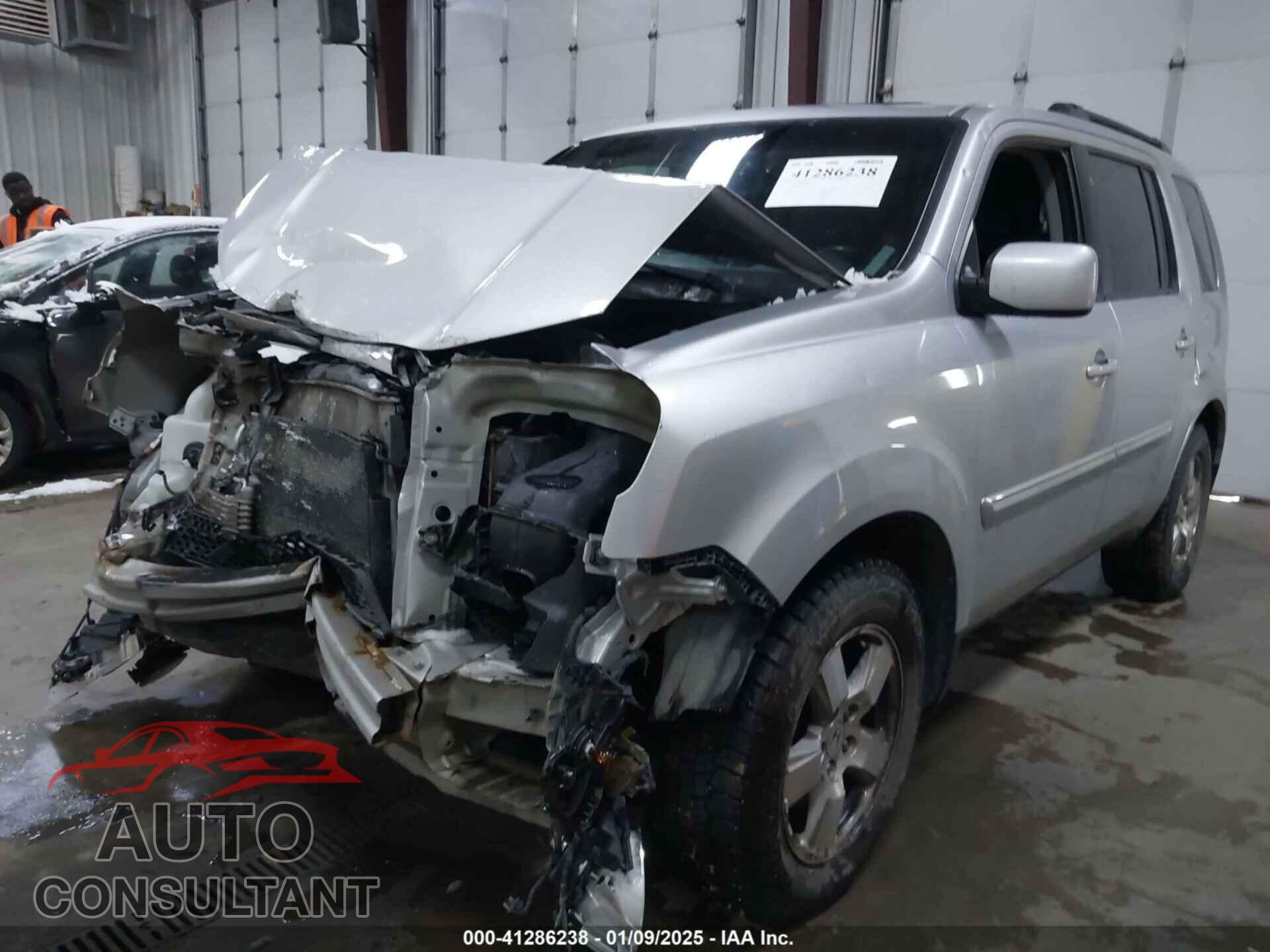 HONDA PILOT 2011 - 5FNYF4H50BB059496
