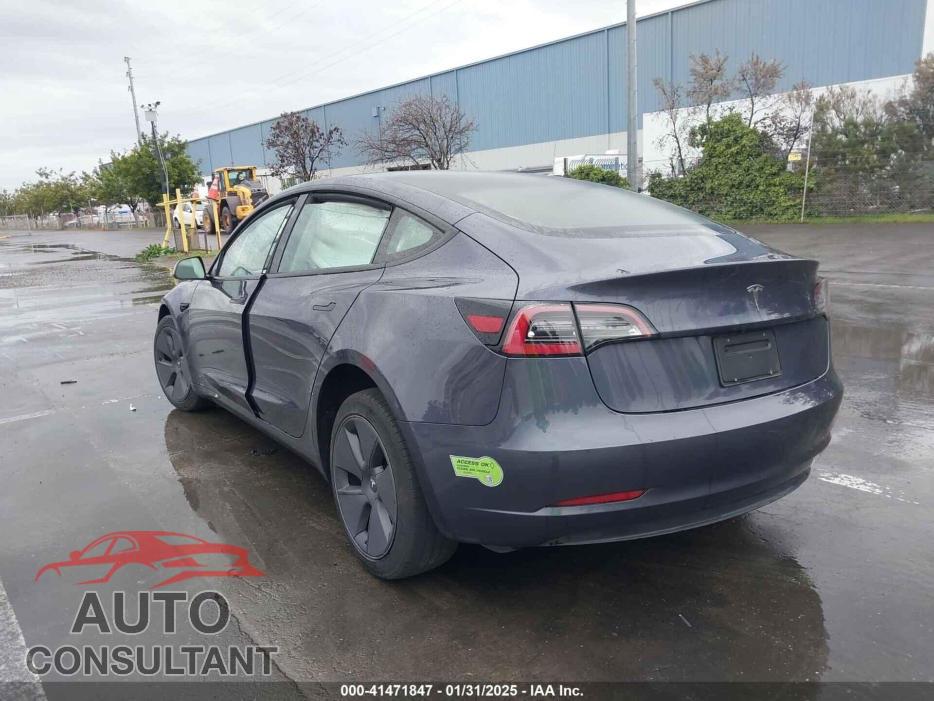 TESLA MODEL 3 2023 - 5YJ3E1EA4PF489617