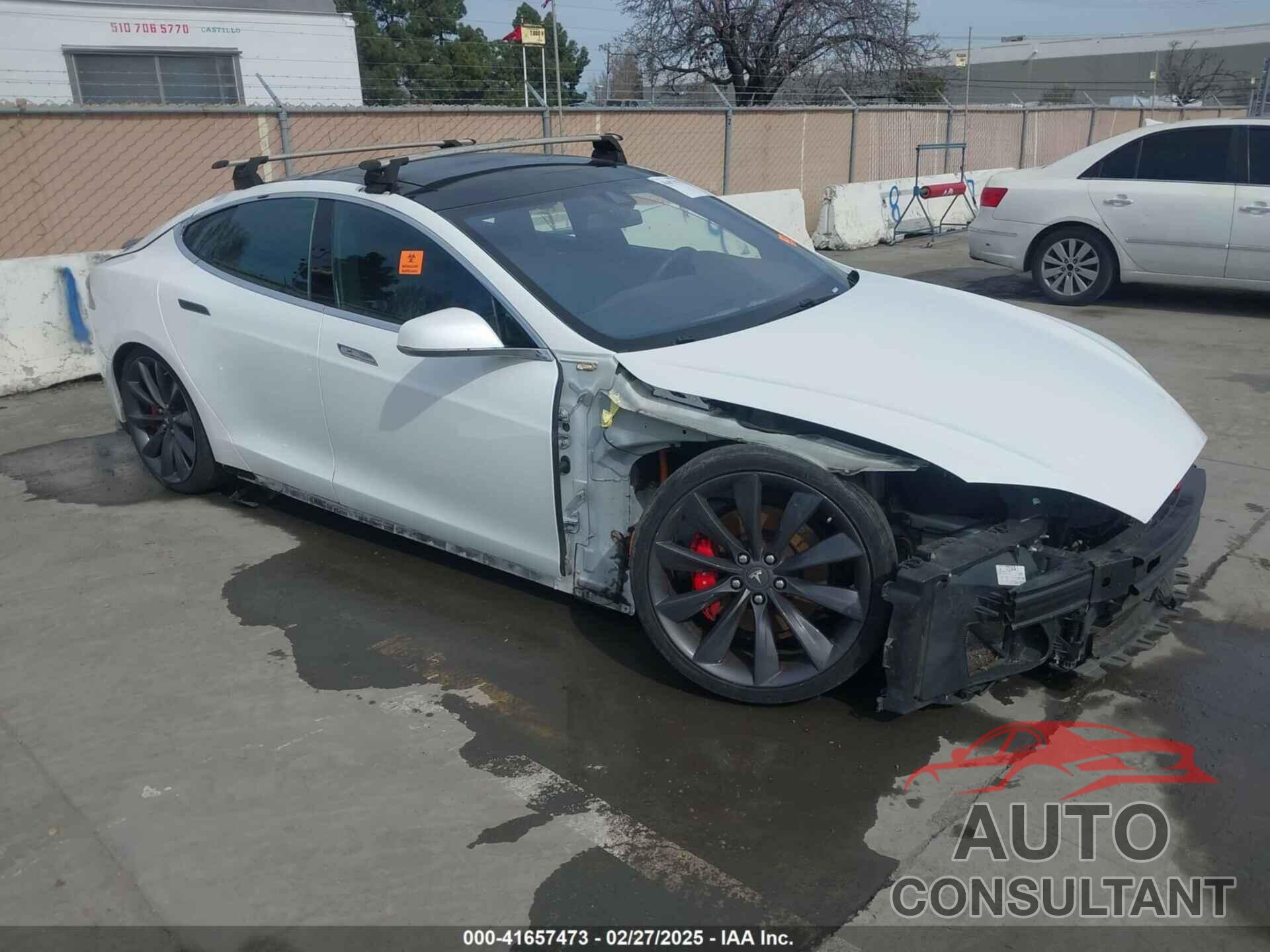 TESLA MODEL S 2015 - 5YJSA1H4XFF081215