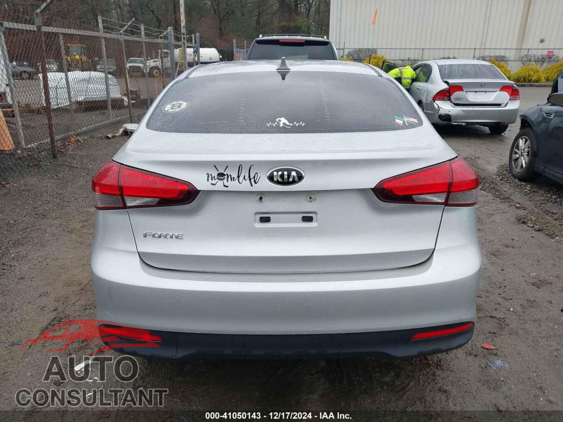 KIA FORTE 2017 - 3KPFK4A75HE044327