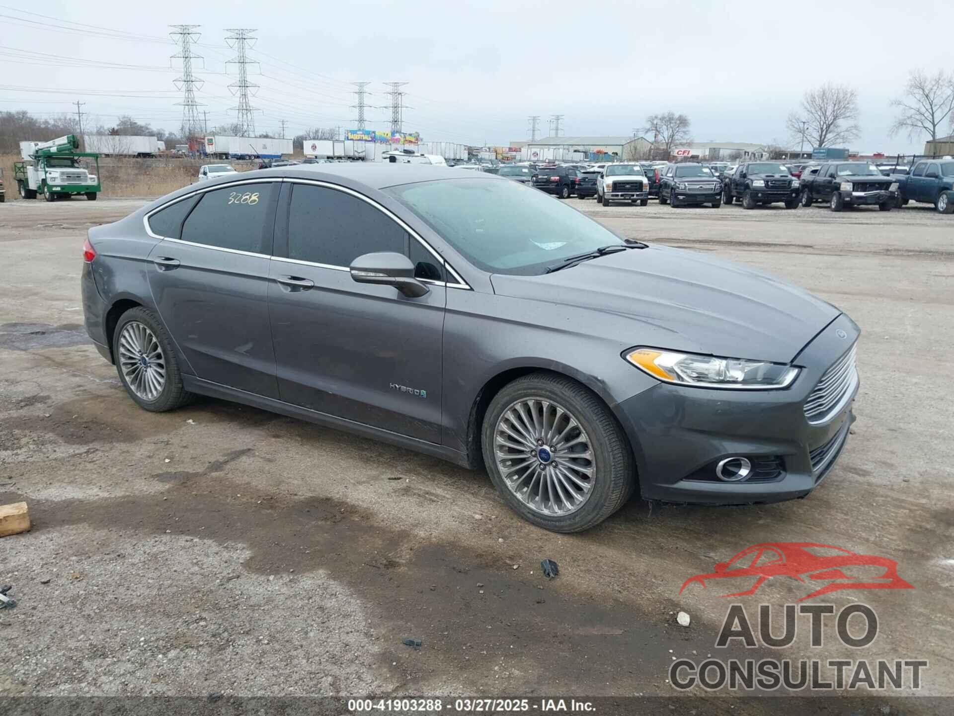 FORD FUSION HYBRID 2013 - 3FA6P0RU5DR289612