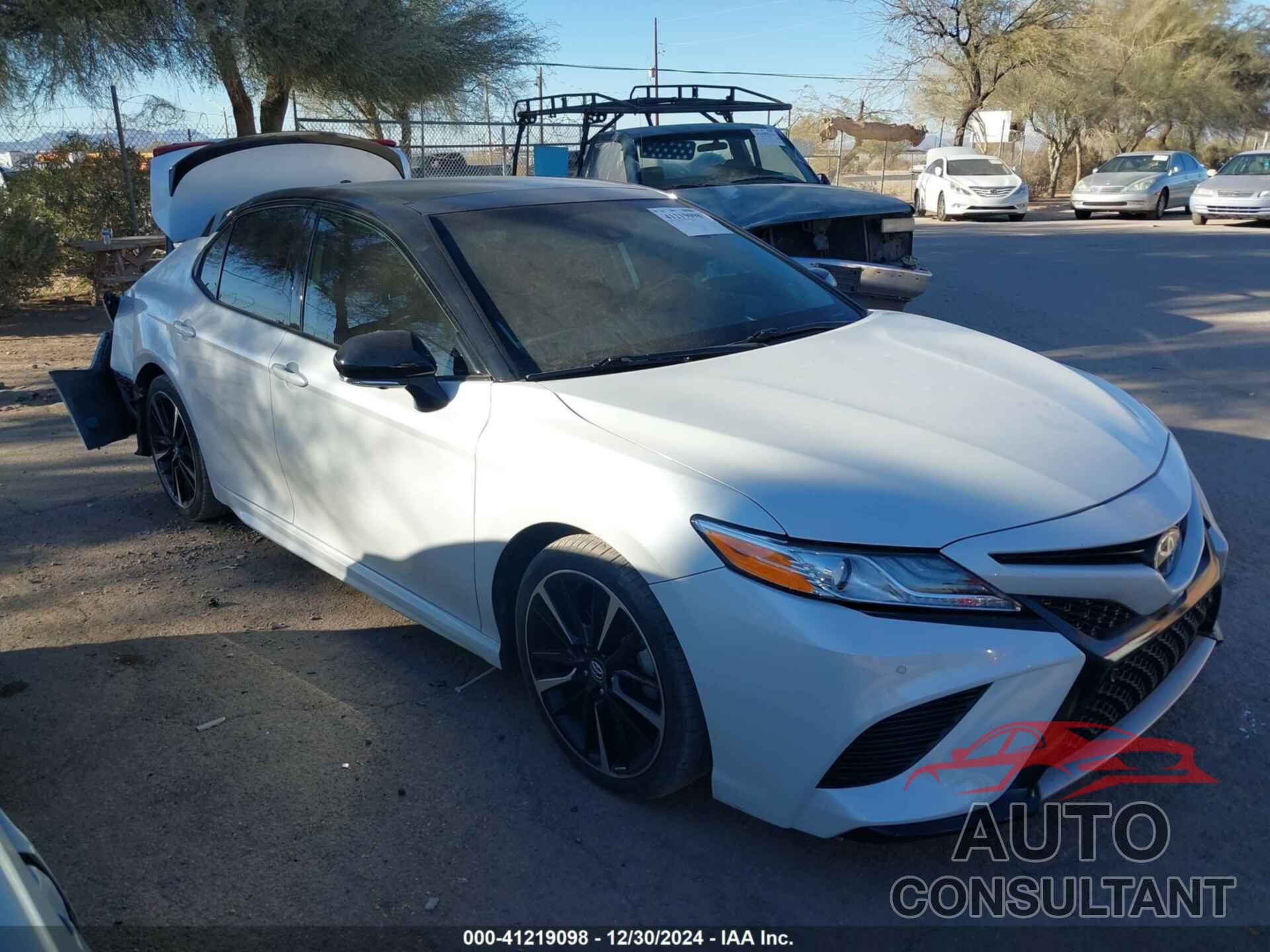 TOYOTA CAMRY 2020 - 4T1KZ1AK6LU034098