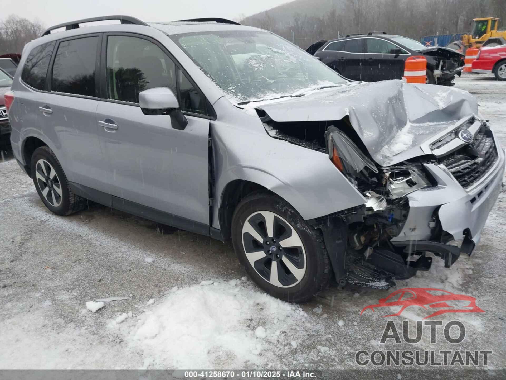 SUBARU FORESTER 2017 - JF2SJAGC8HH467757