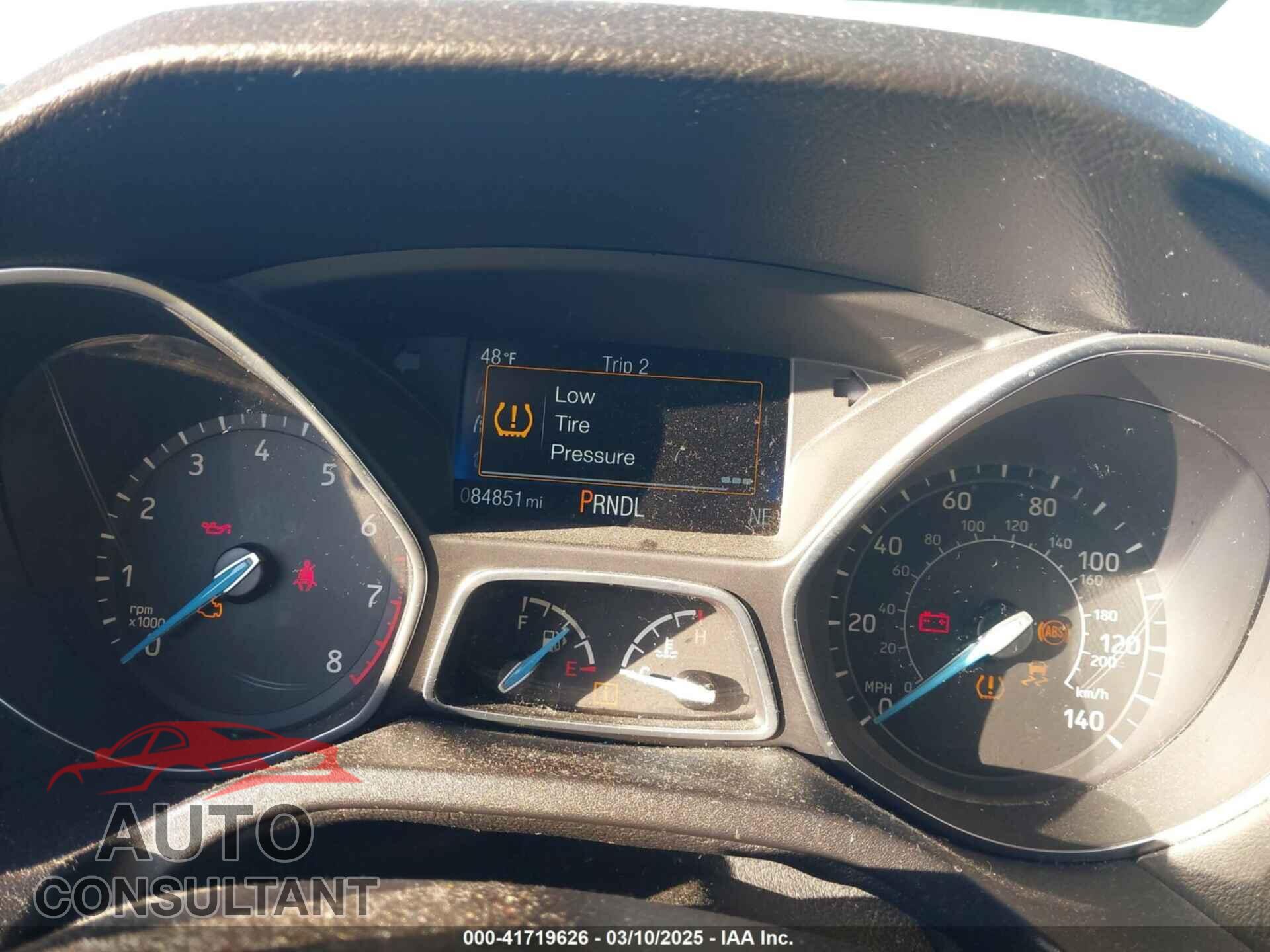 FORD FOCUS 2017 - 1FADP3F23HL324633