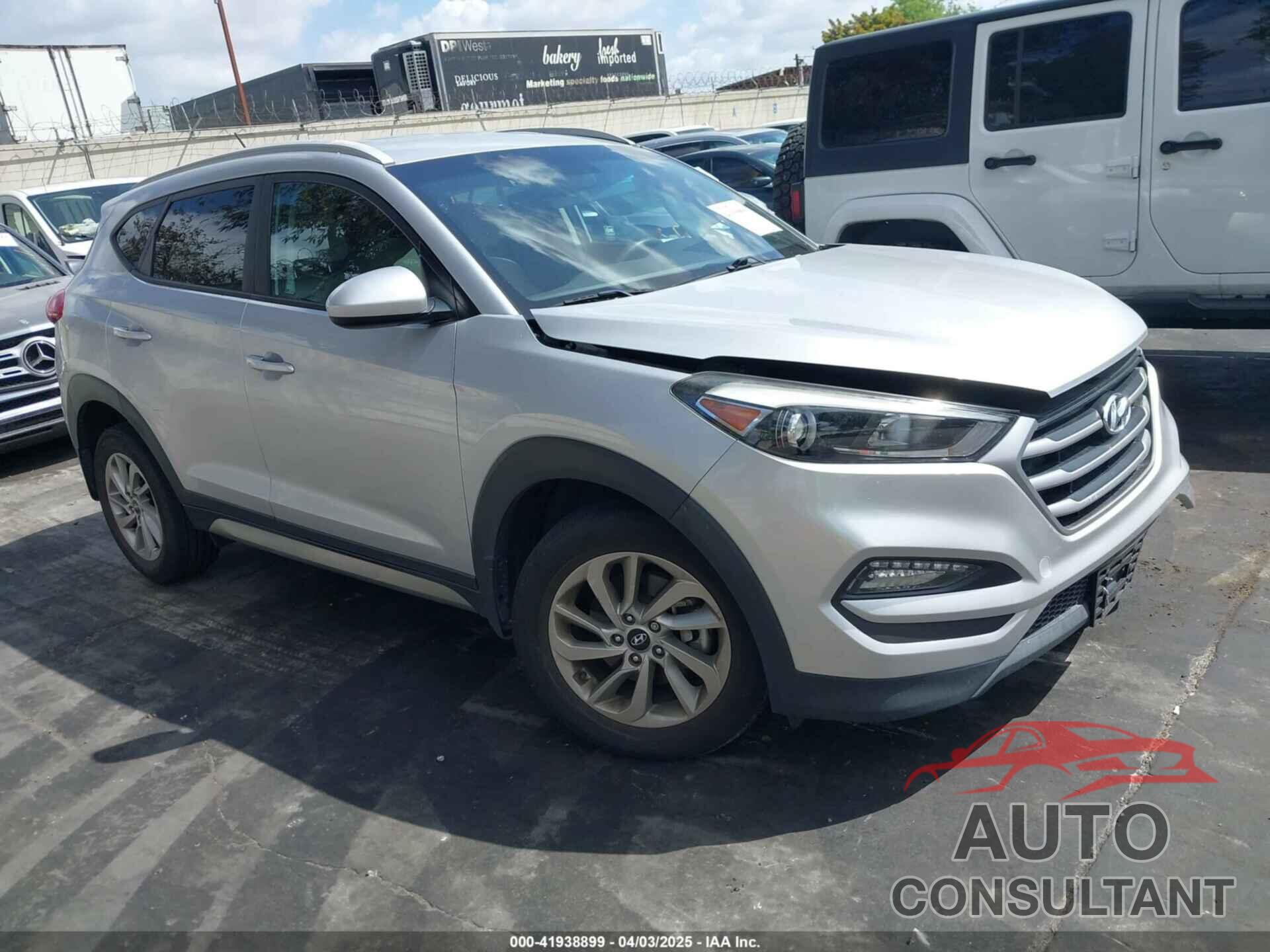HYUNDAI TUCSON 2017 - KM8J33A48HU355593