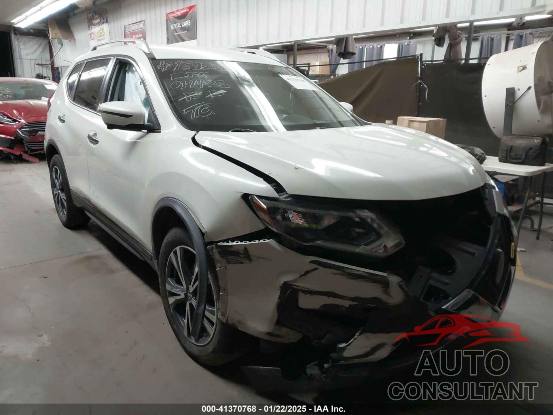 NISSAN ROGUE 2019 - JN8AT2MVXKW402464