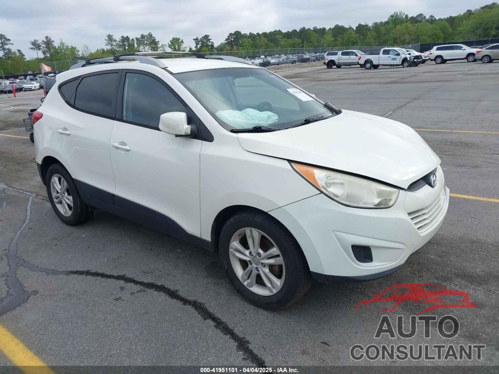 HYUNDAI TUCSON 2011 - KM8JU3AC3BU210604