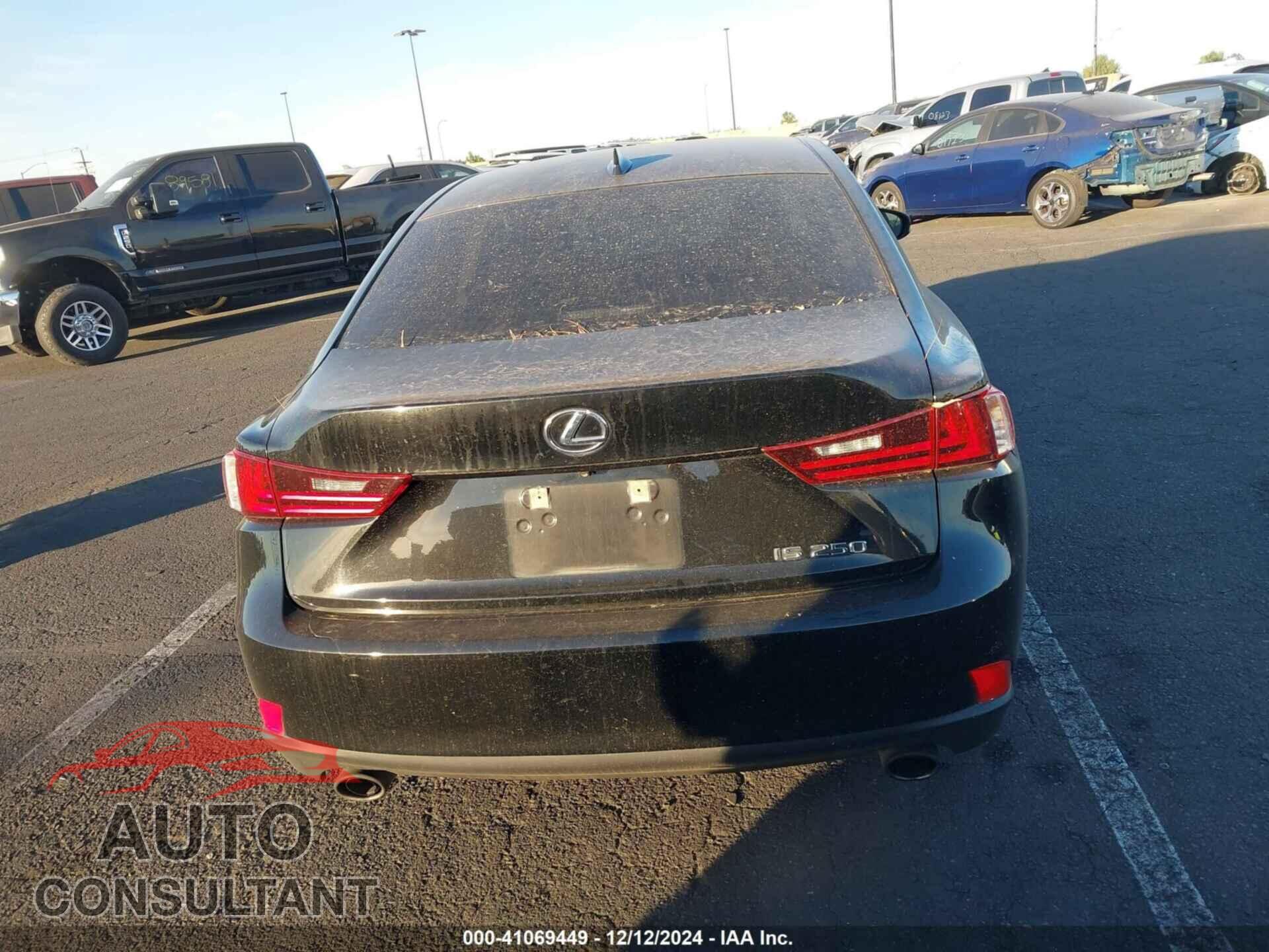 LEXUS IS 250 2014 - JTHBF1D20E5032948