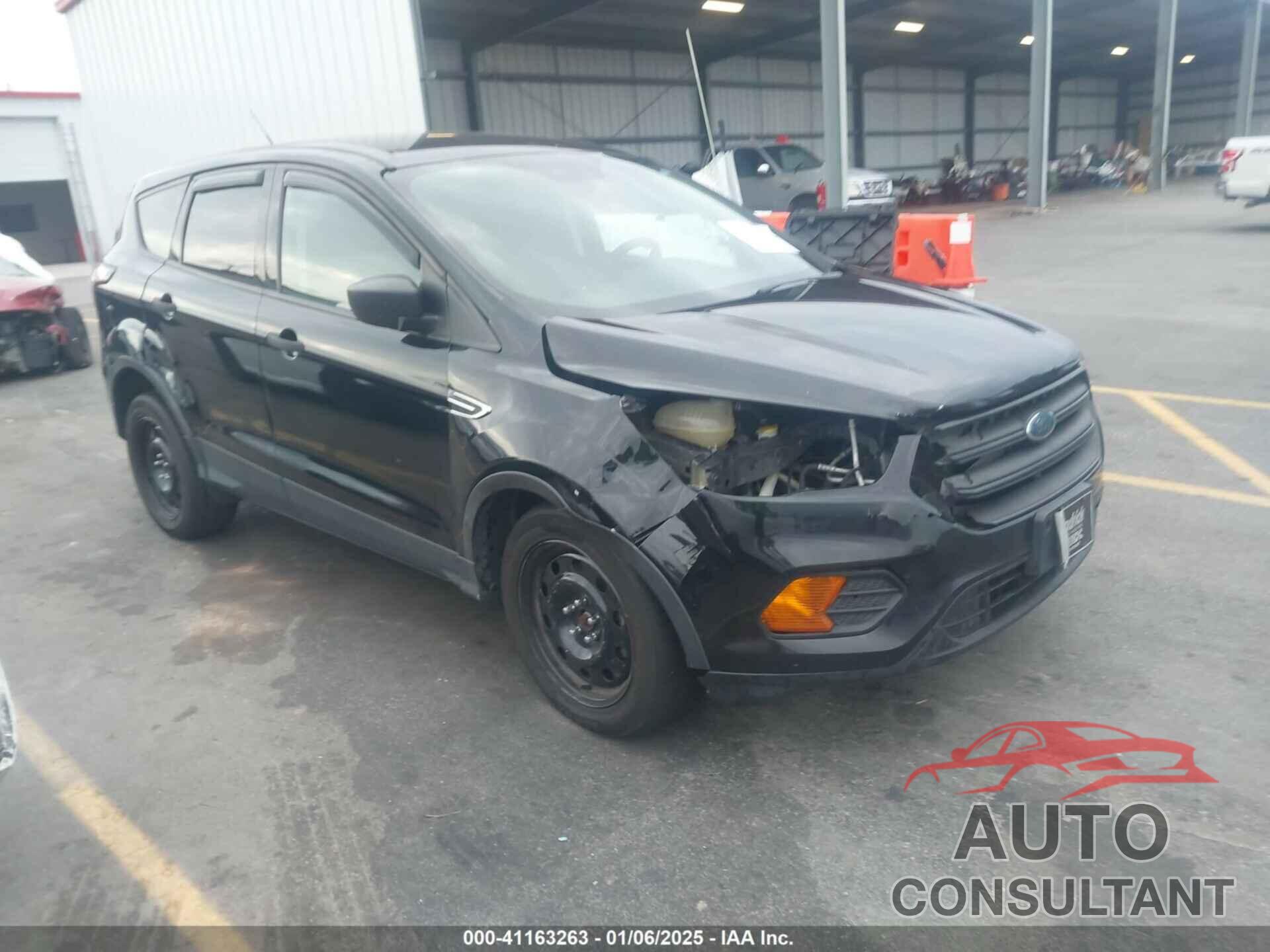 FORD ESCAPE 2017 - 1FMCU0F7XHUD24515