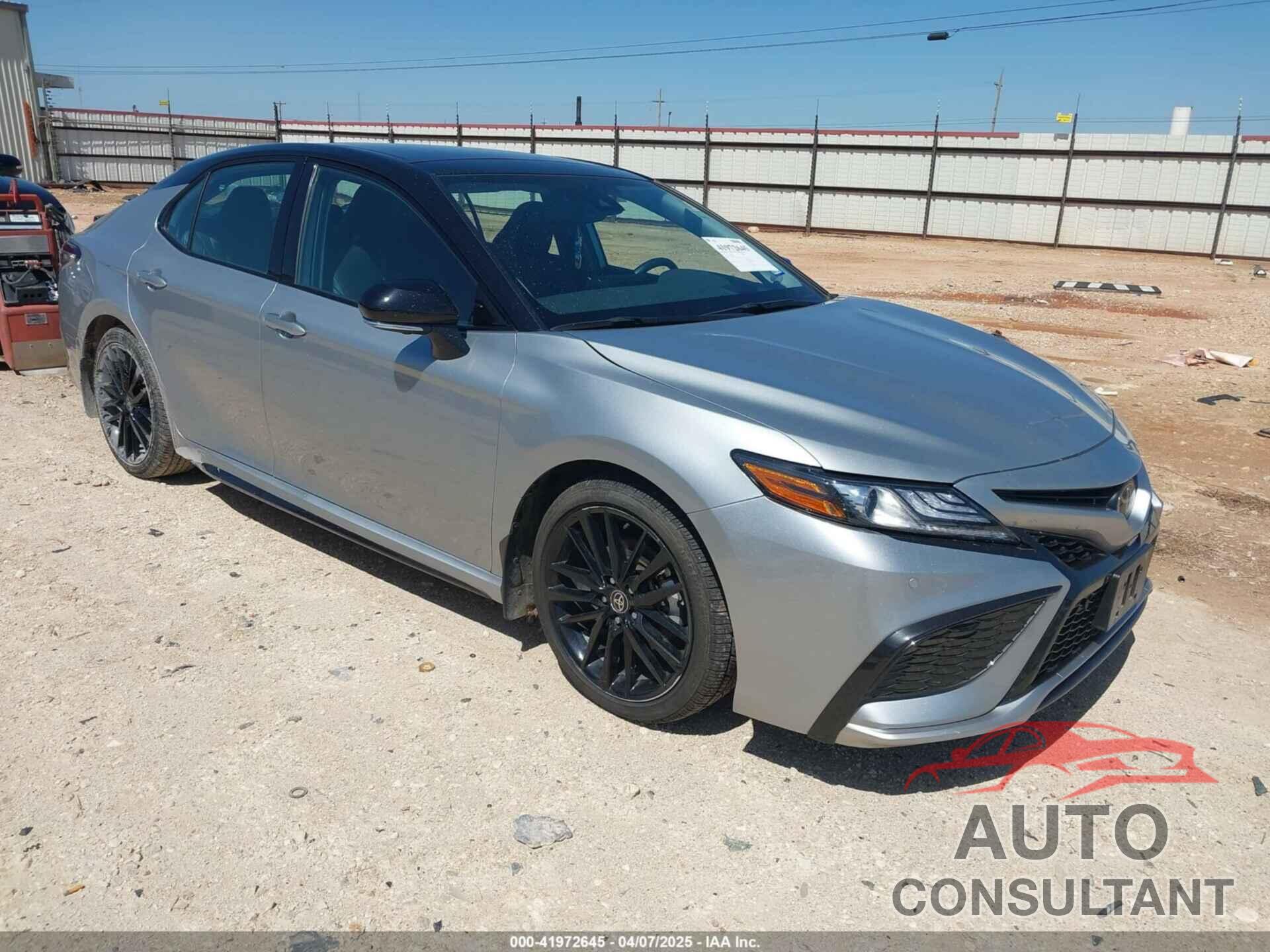 TOYOTA CAMRY 2023 - 4T1KZ1AK1PU082565
