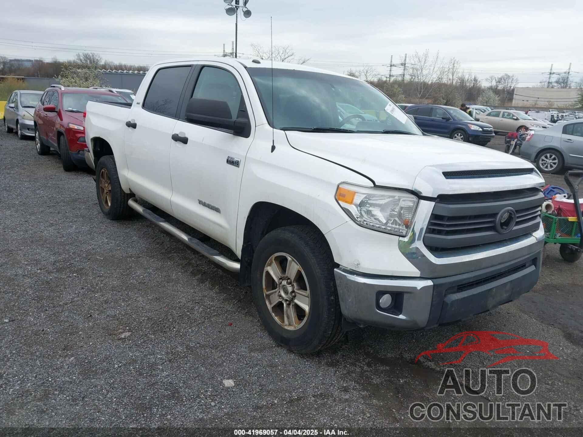 TOYOTA TUNDRA 2015 - 5TFDY5F19FX453055