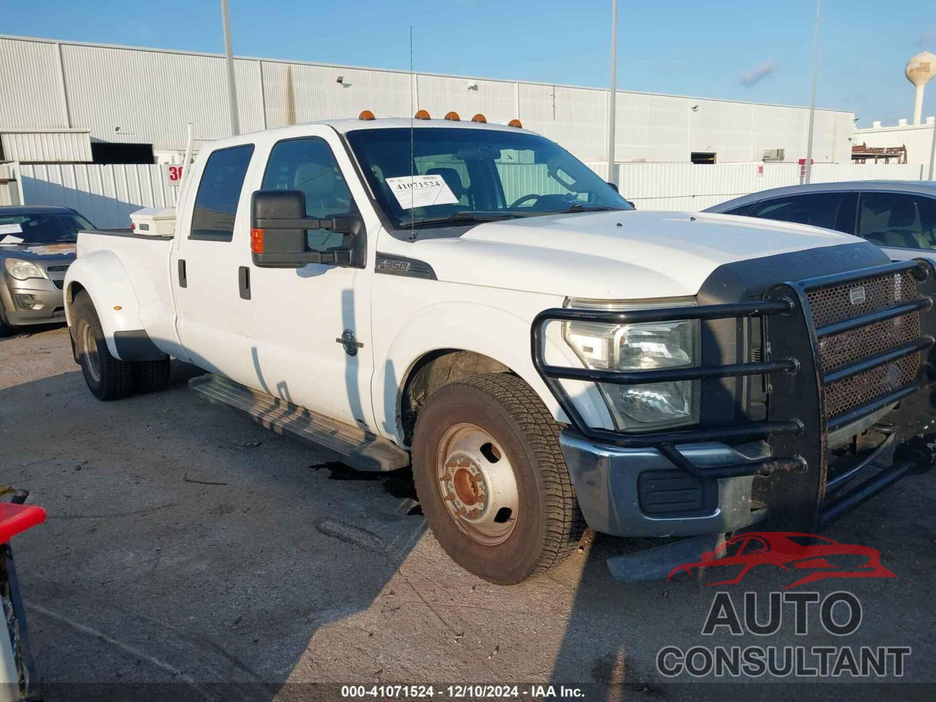 FORD F-350 2015 - 1FT8W3CT4FEC89906