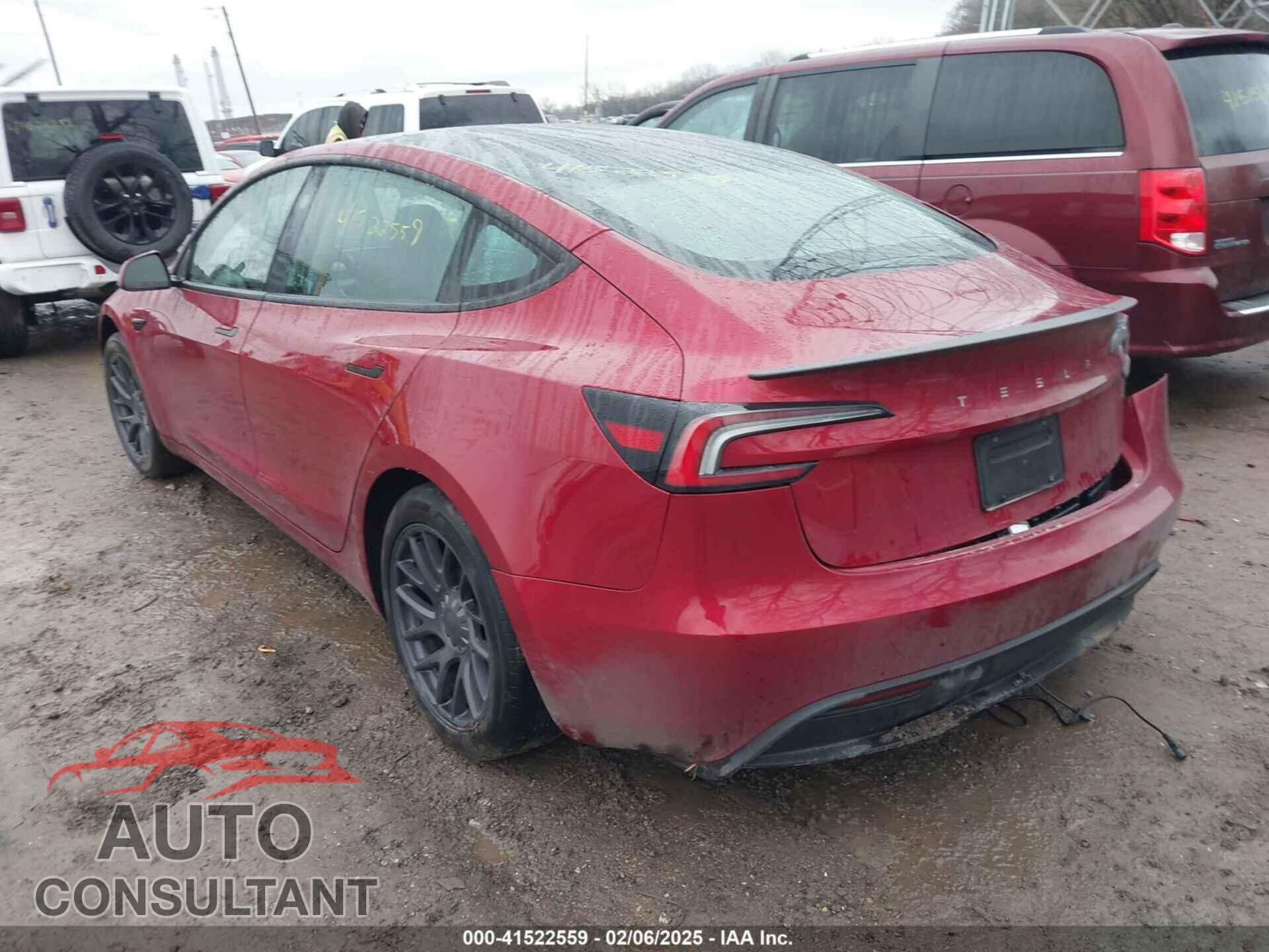 TESLA MODEL 3 2024 - 5YJ3E1EA1RF785522