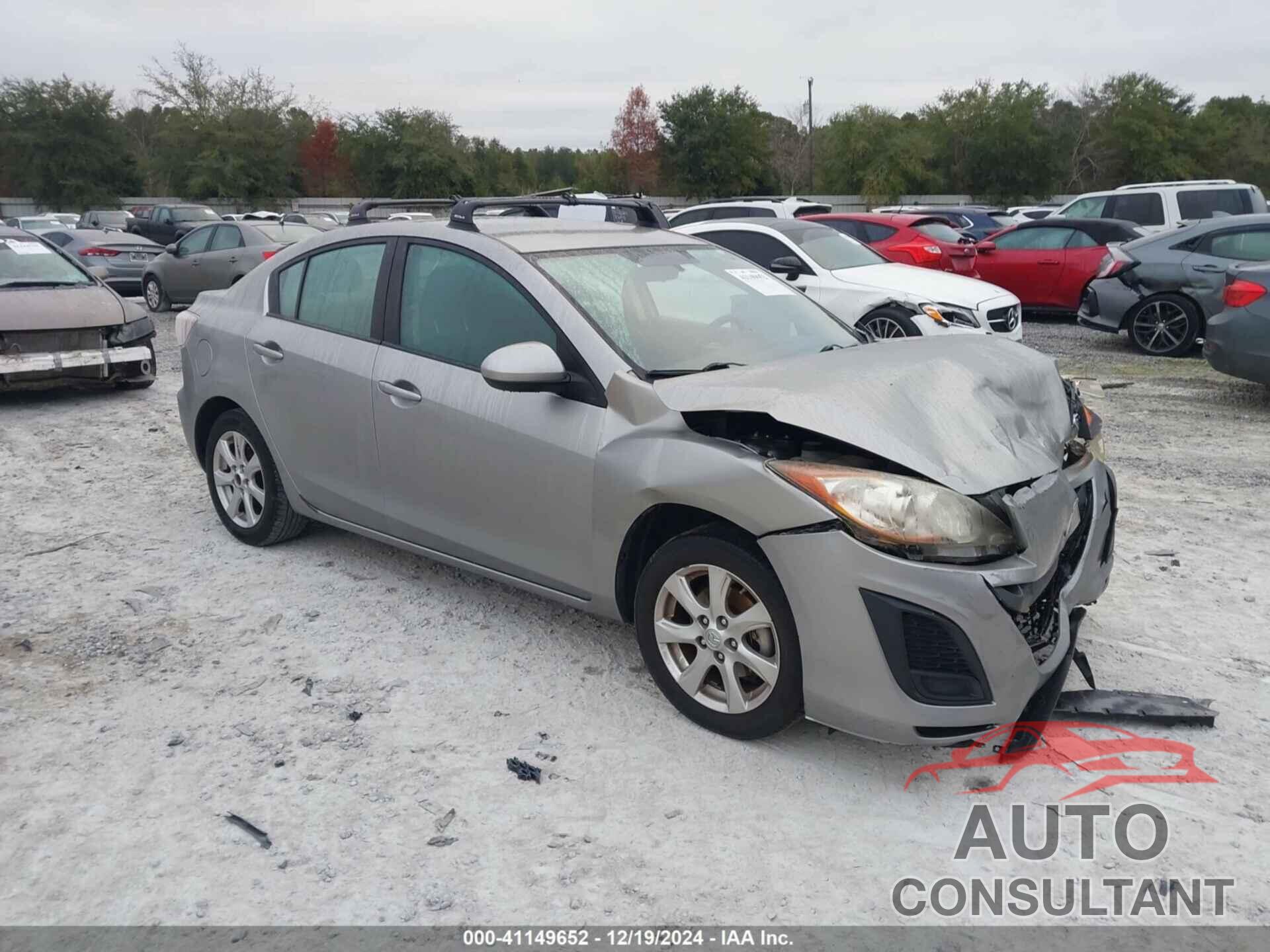 MAZDA MAZDA3 2011 - JM1BL1VF9B1363574