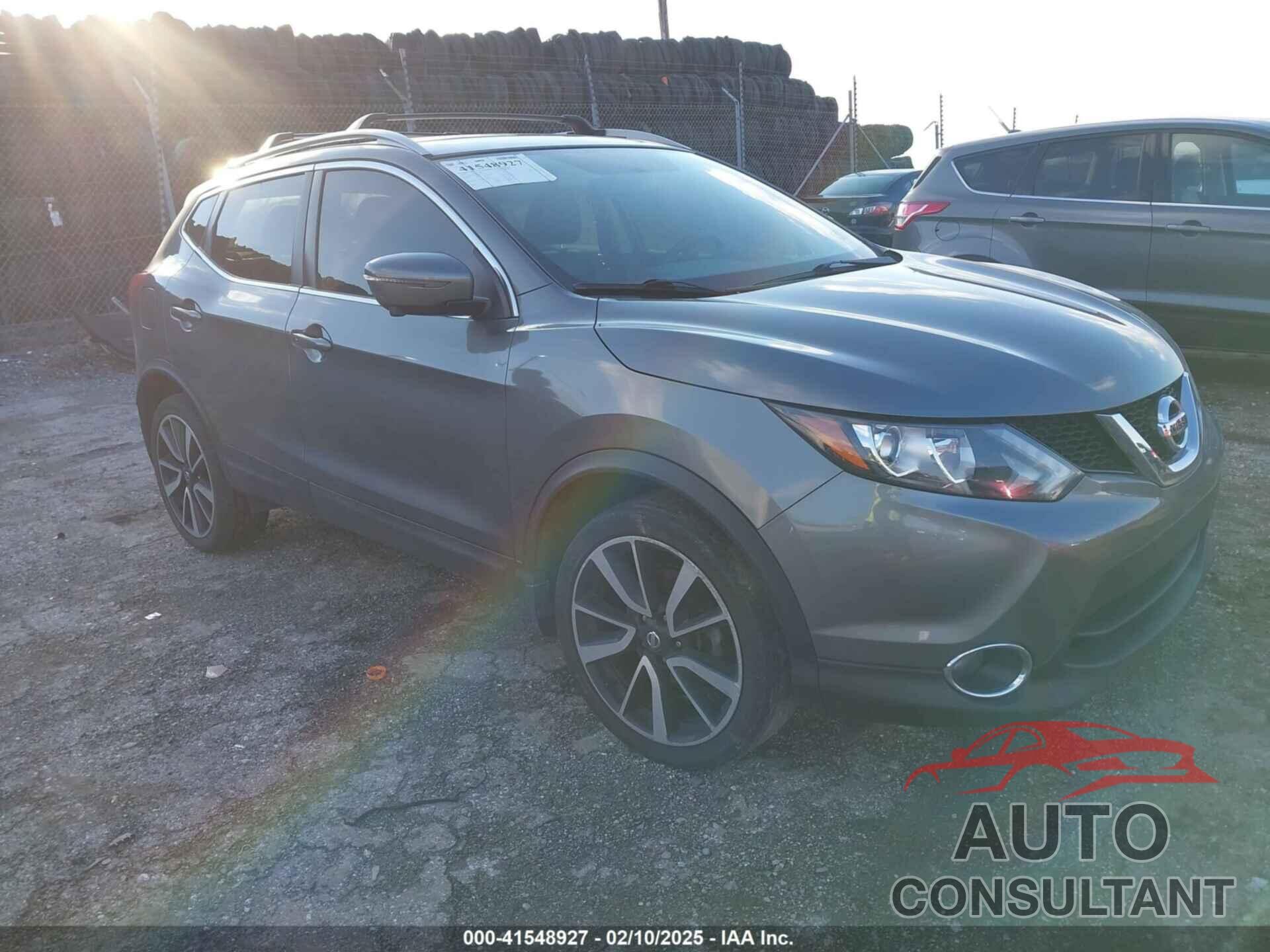 NISSAN ROGUE SPORT 2017 - JN1BJ1CRXHW114590