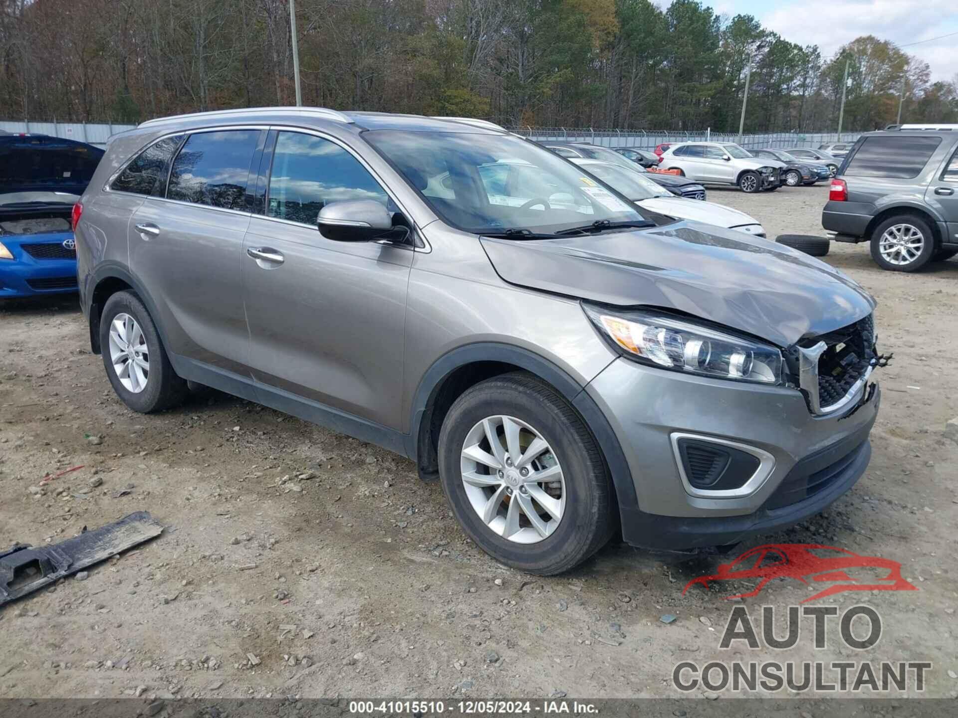 KIA SORENTO 2017 - 5XYPG4A38HG195524