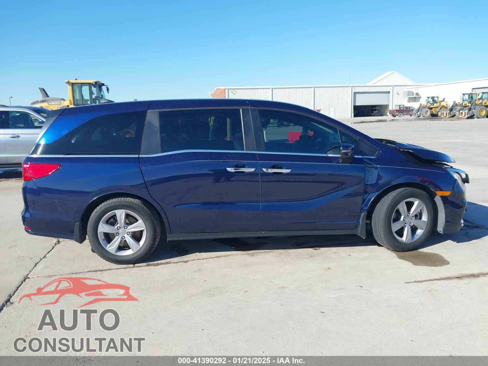 HONDA ODYSSEY 2018 - 5FNRL6H76JB034837