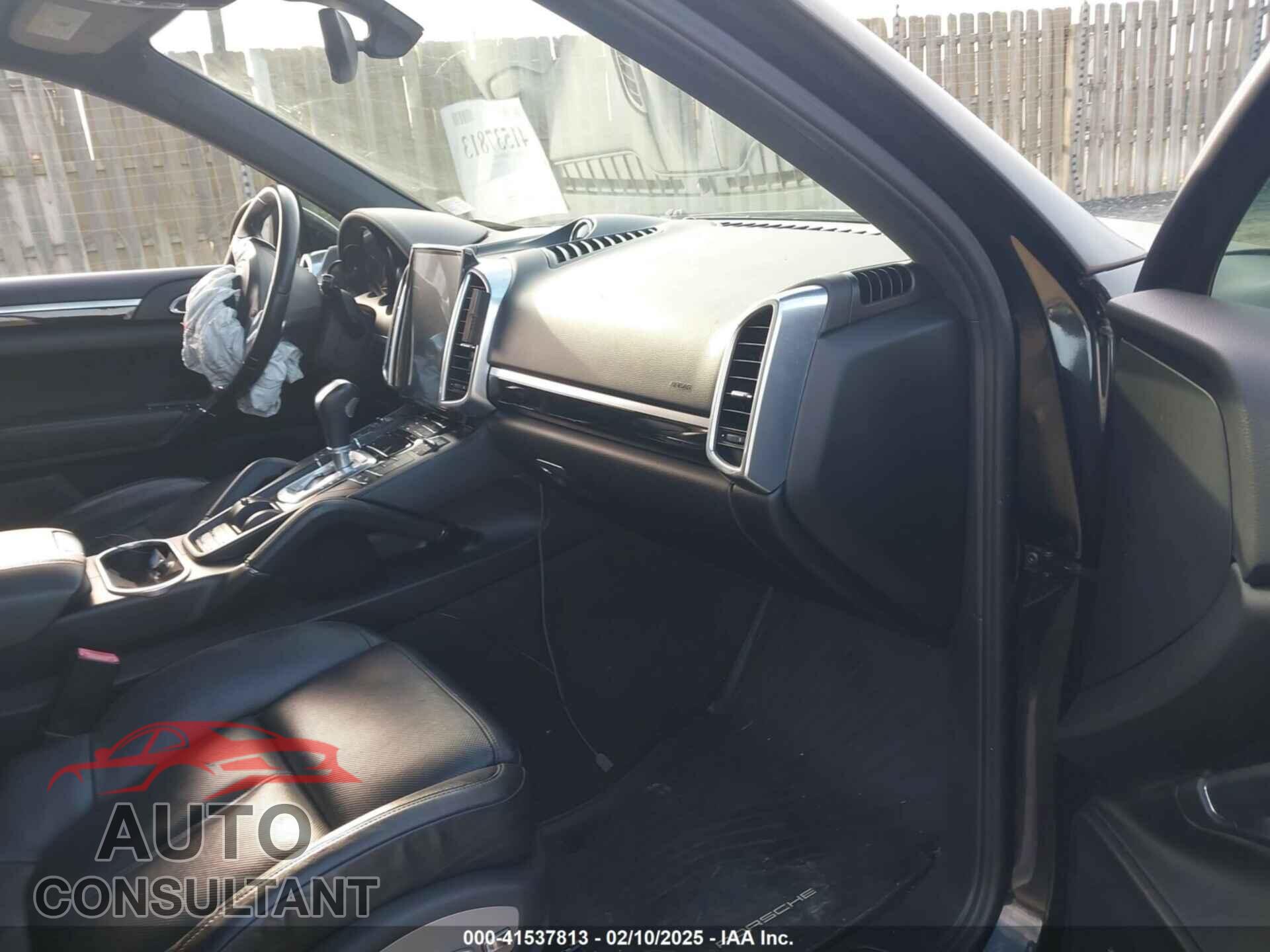 PORSCHE CAYENNE 2012 - WP1AA2A20CLA08470