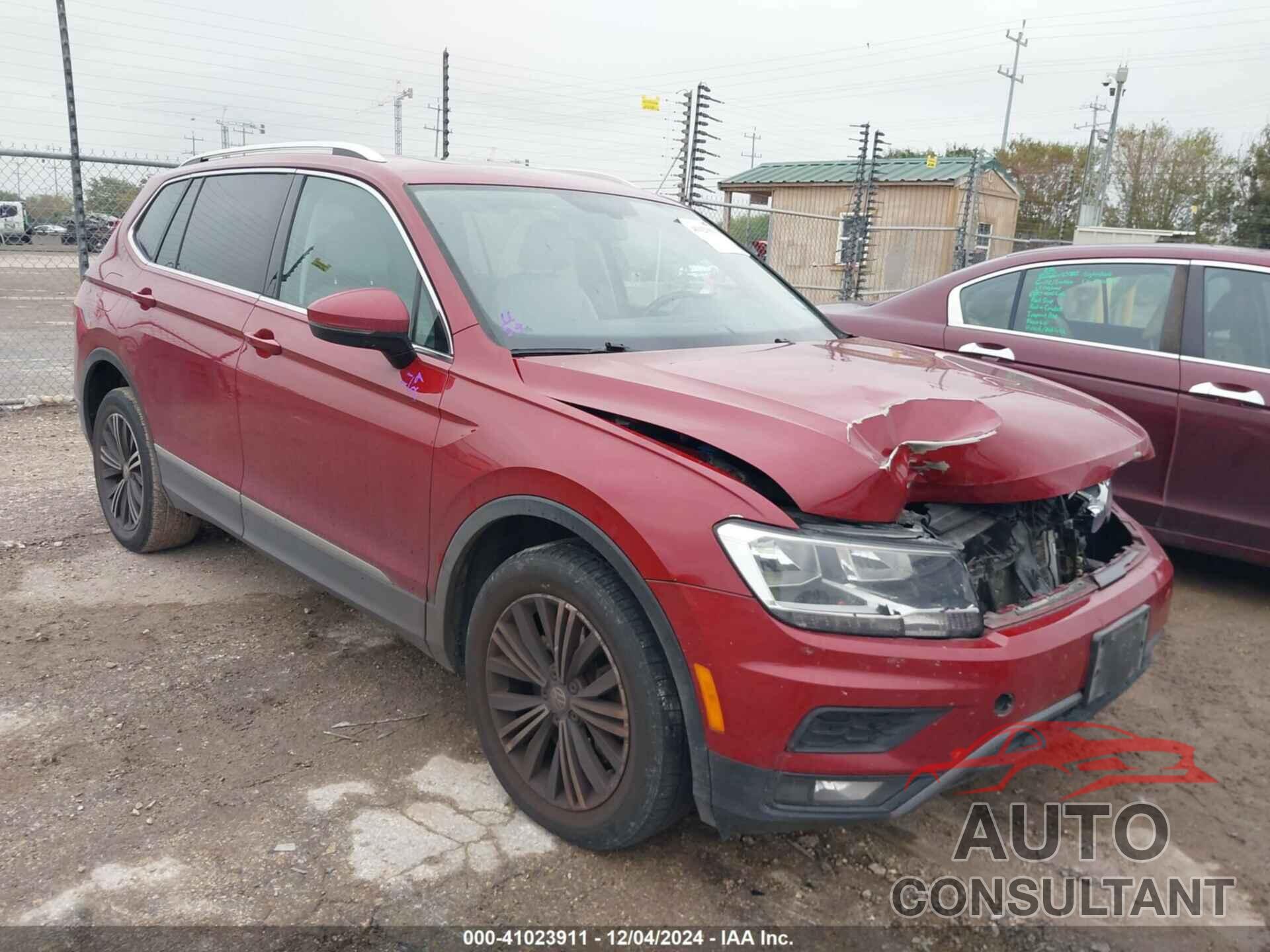 VOLKSWAGEN TIGUAN 2018 - 3VV3B7AX1JM044794