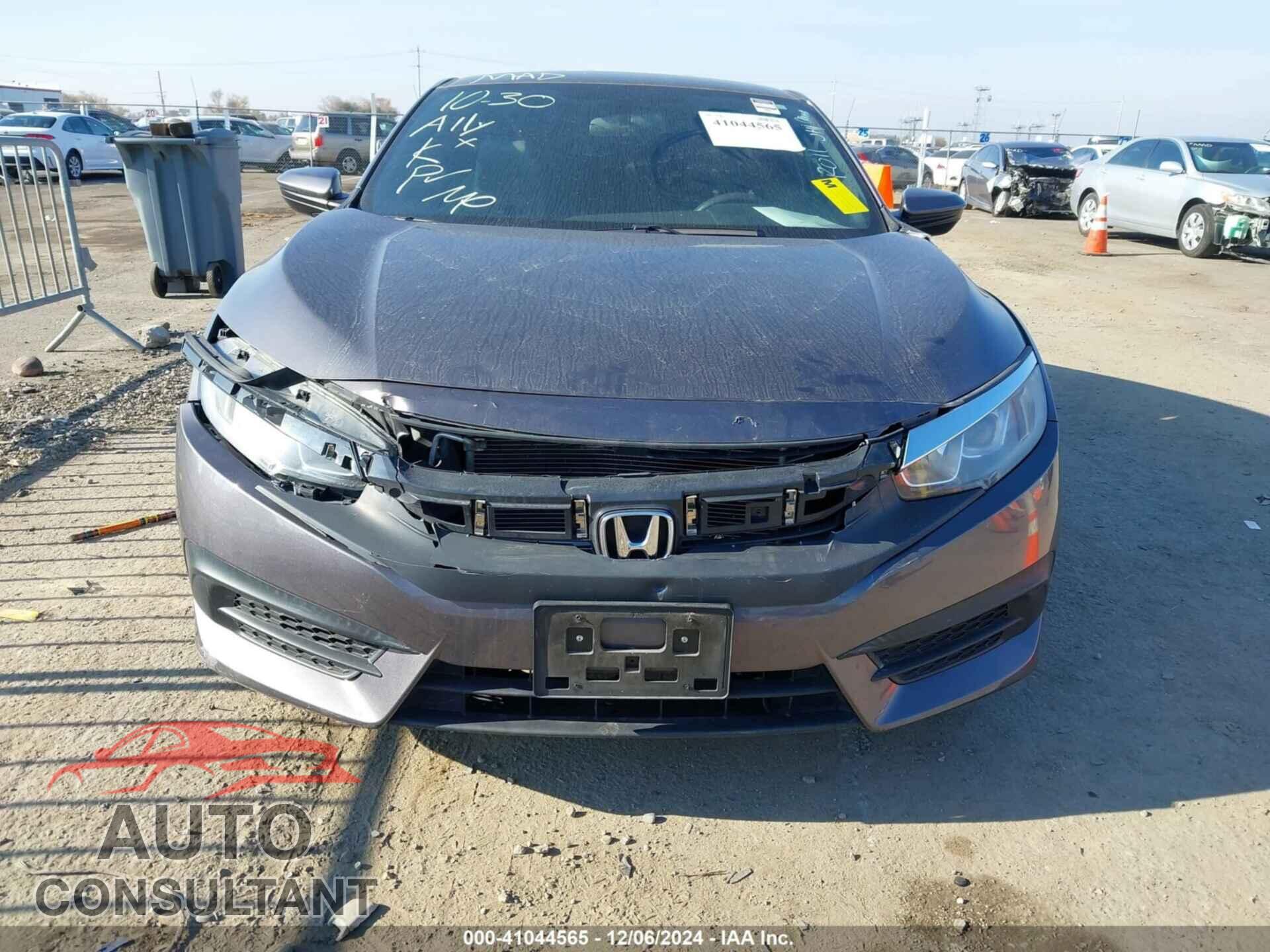 HONDA CIVIC 2017 - 2HGFC4B05HH312233