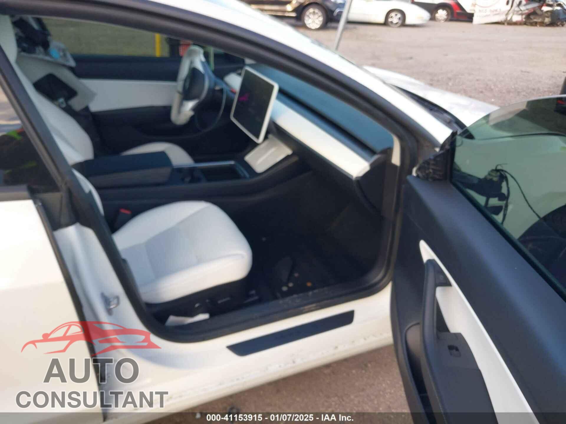 TESLA MODEL 3 2021 - 5YJ3E1EA2MF920502