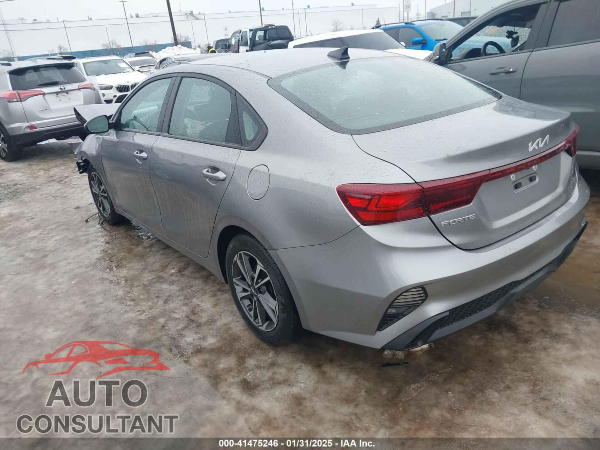 KIA FORTE 2023 - 3KPF24AD3PE569455