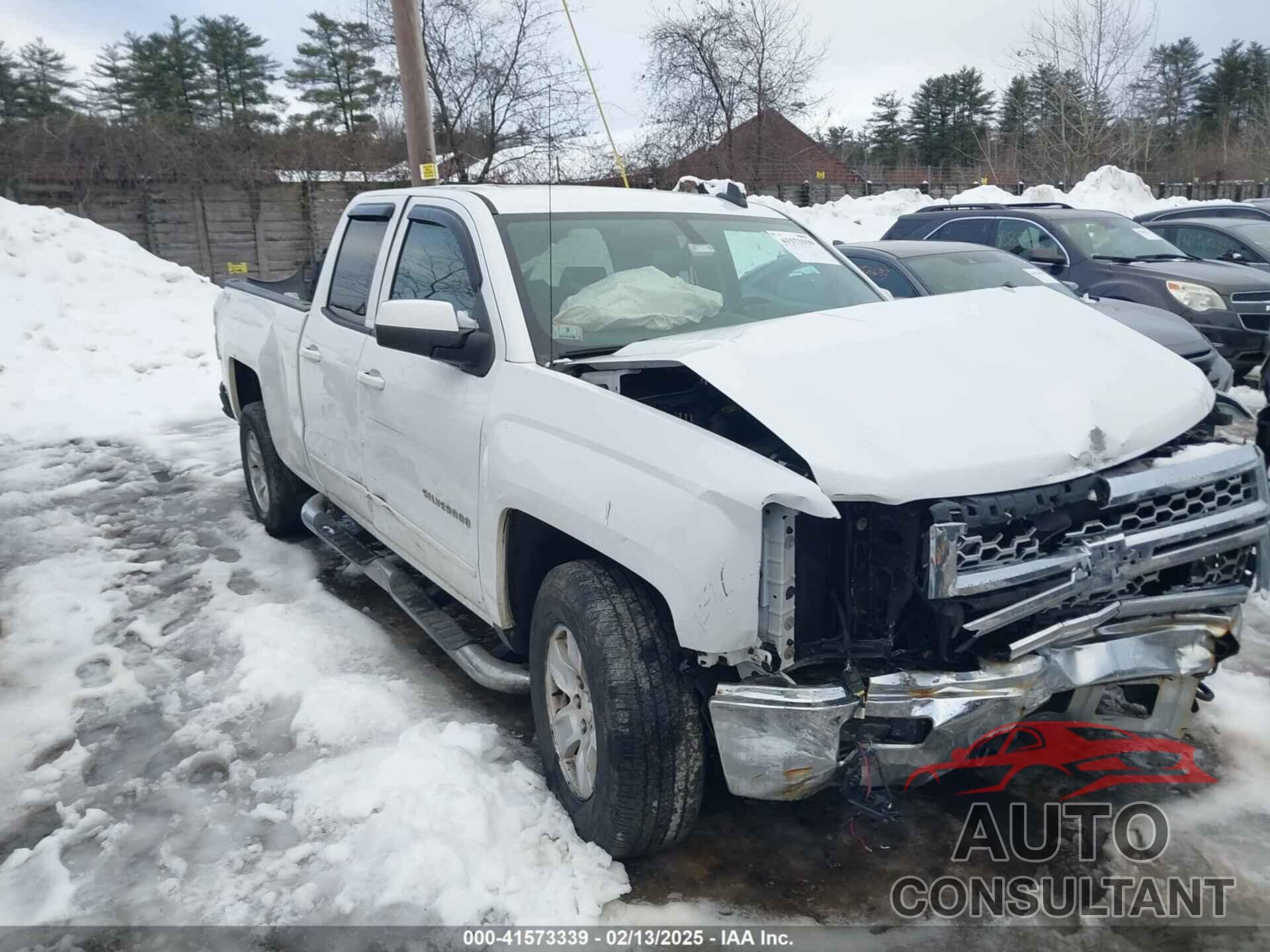 CHEVROLET SILVERADO 1500 2015 - 1GCVKREH6FZ190586