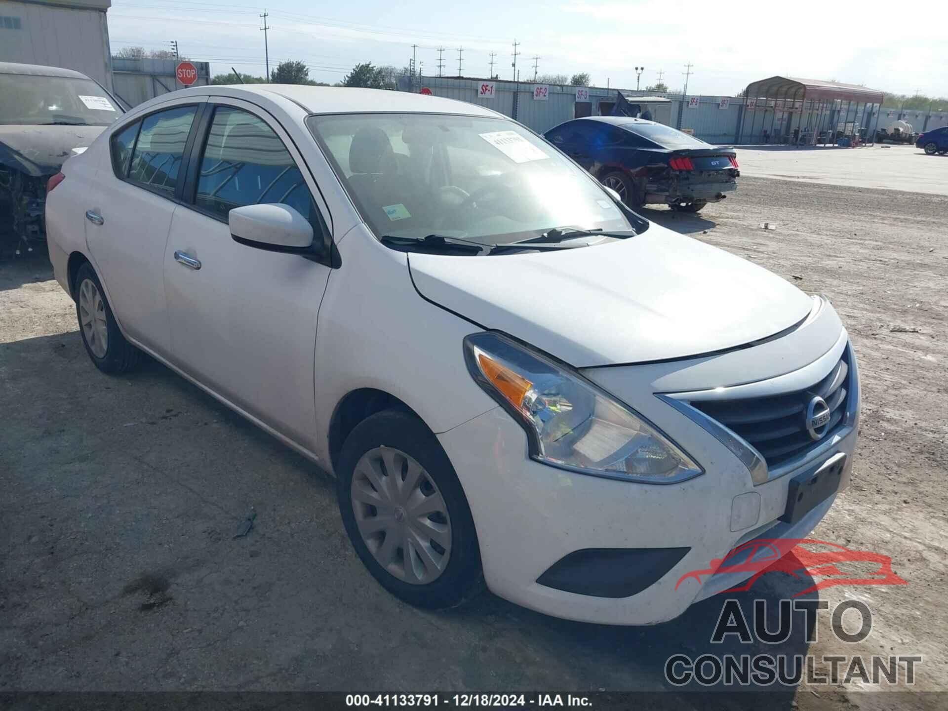 NISSAN VERSA 2018 - 3N1CN7AP8JL860738