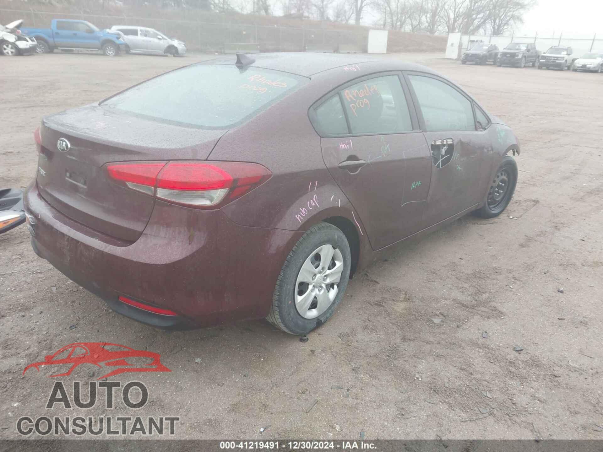 KIA FORTE 2017 - 3KPFK4A75HE032503