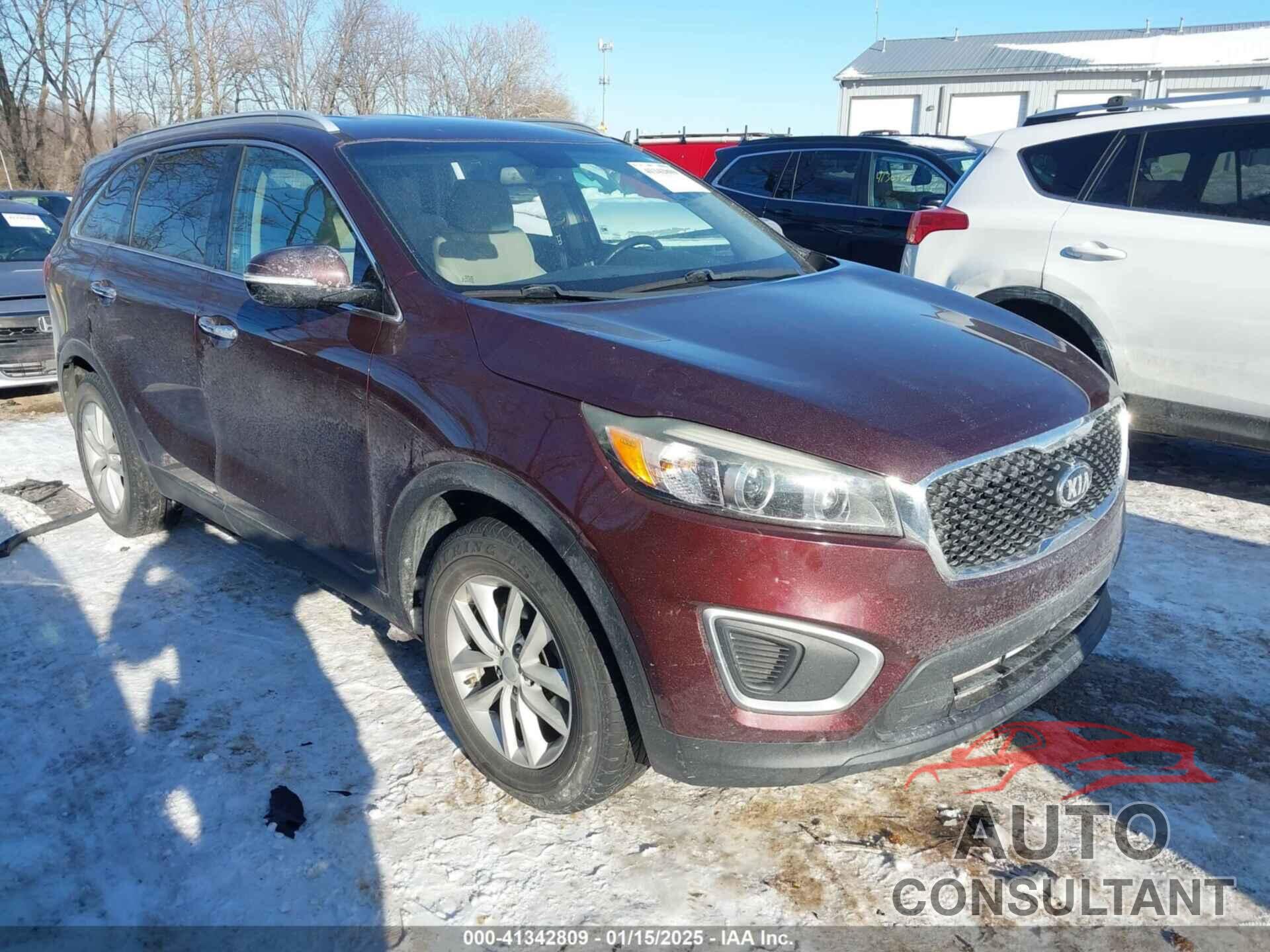 KIA SORENTO 2017 - 5XYPG4A32HG271299