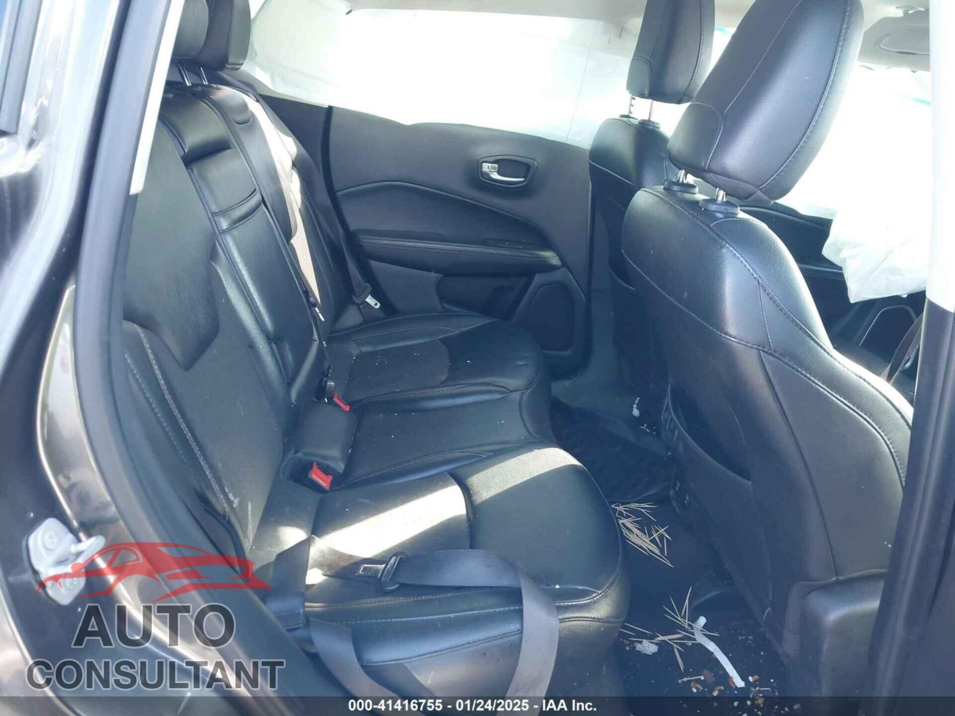 JEEP COMPASS 2019 - 3C4NJDBB1KT709860