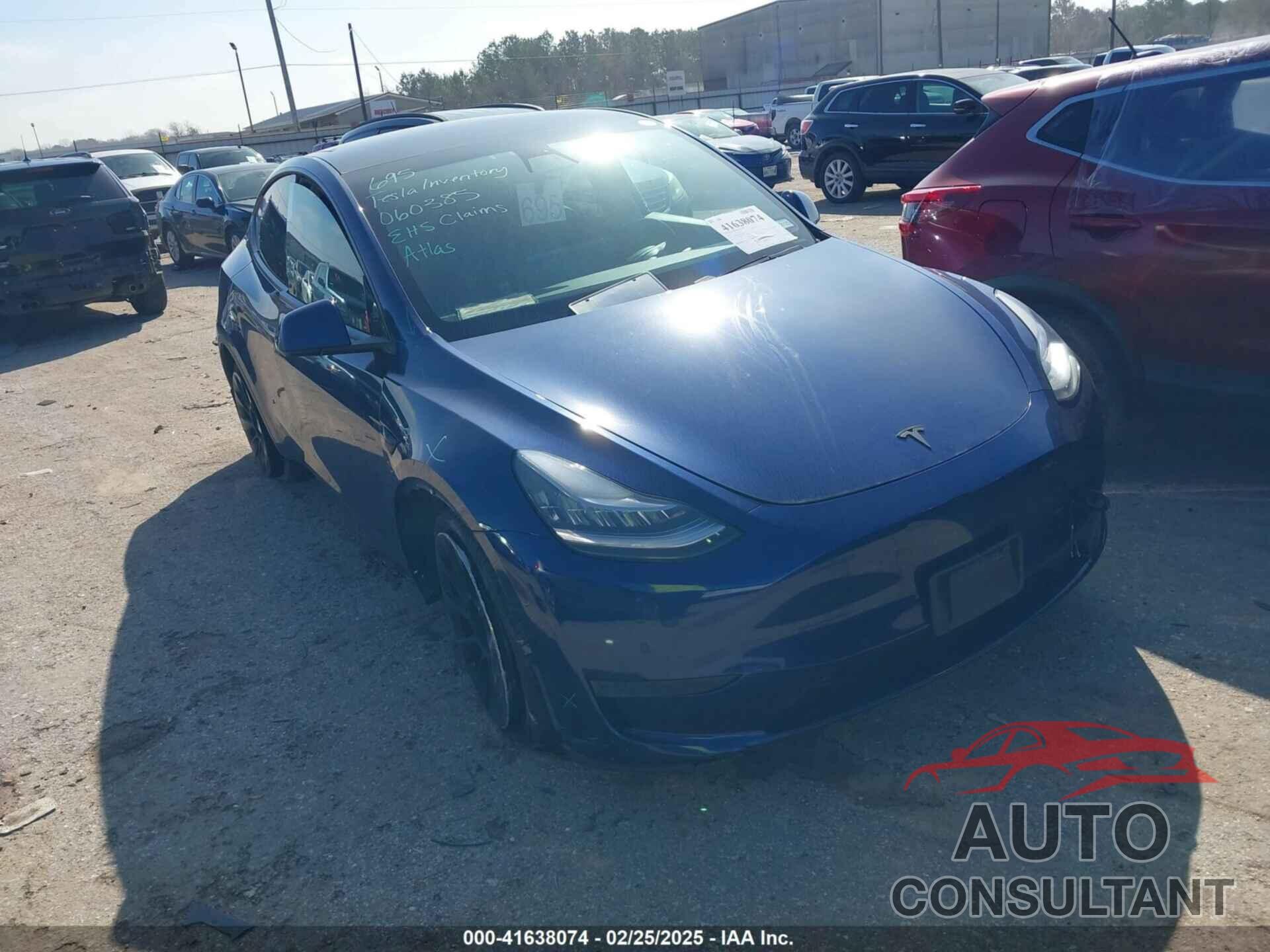 TESLA MODEL Y 2021 - 5YJYGDEE1MF060385