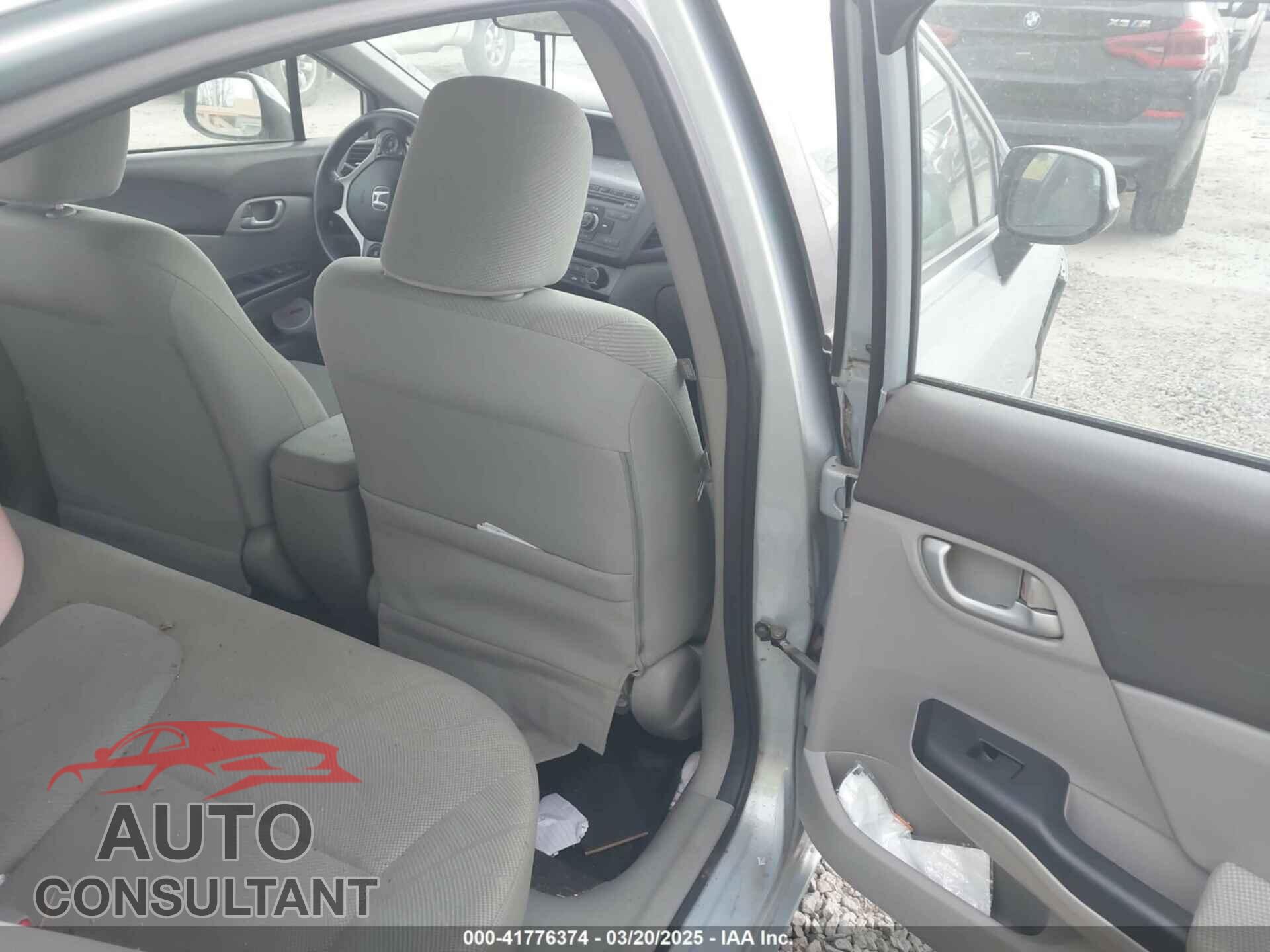 HONDA CIVIC 2012 - 19XFB2F58CE031284