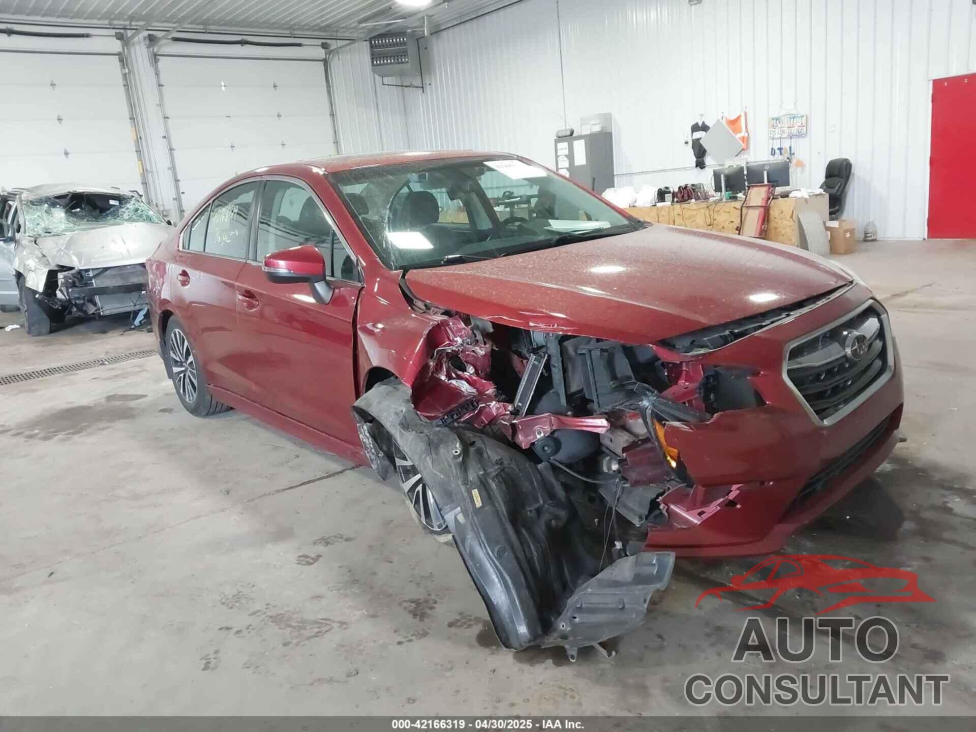 SUBARU LEGACY 2018 - 4S3BNAH67J3032887
