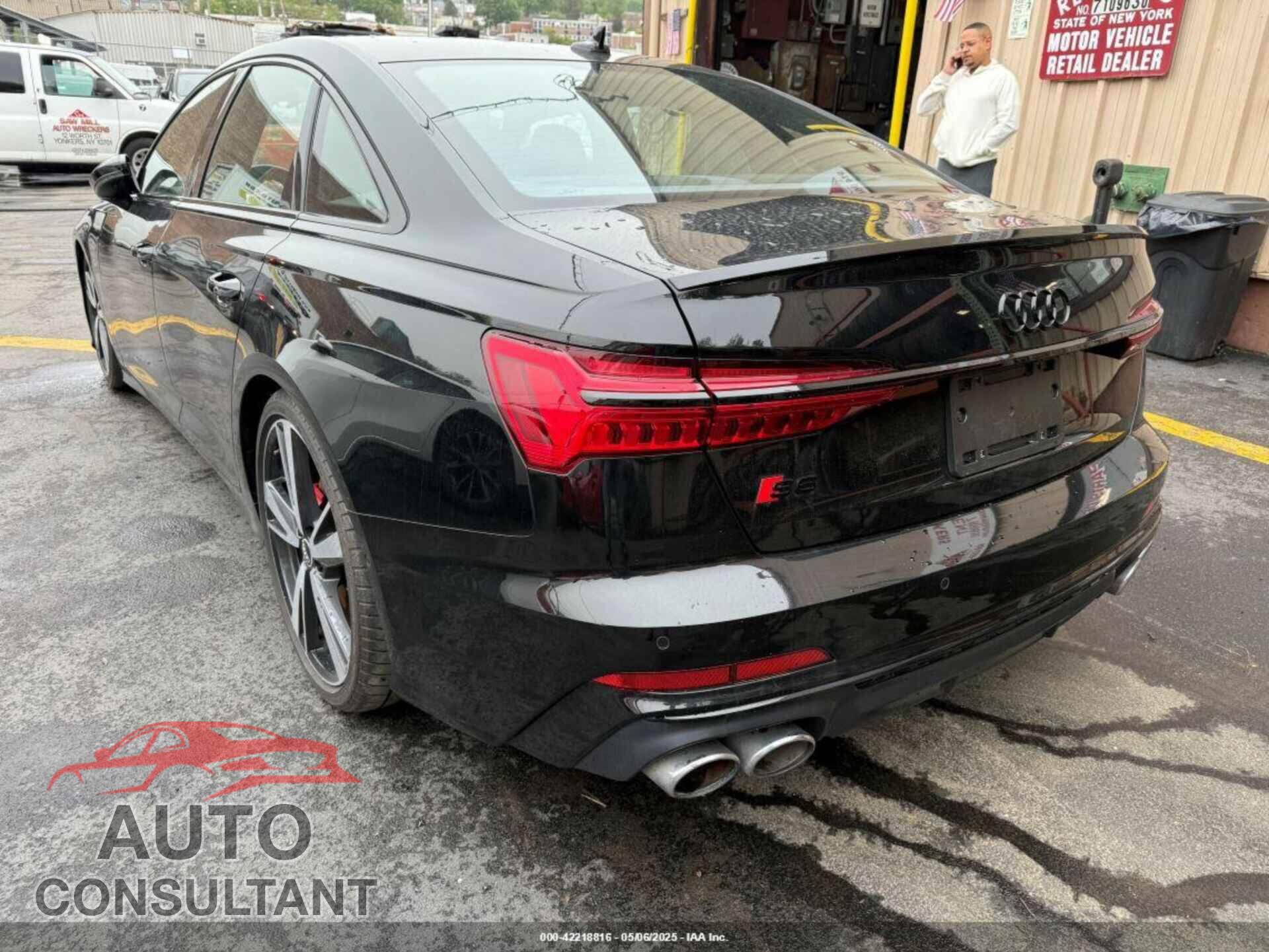AUDI S6 2022 - WAUFFBF20NN019717