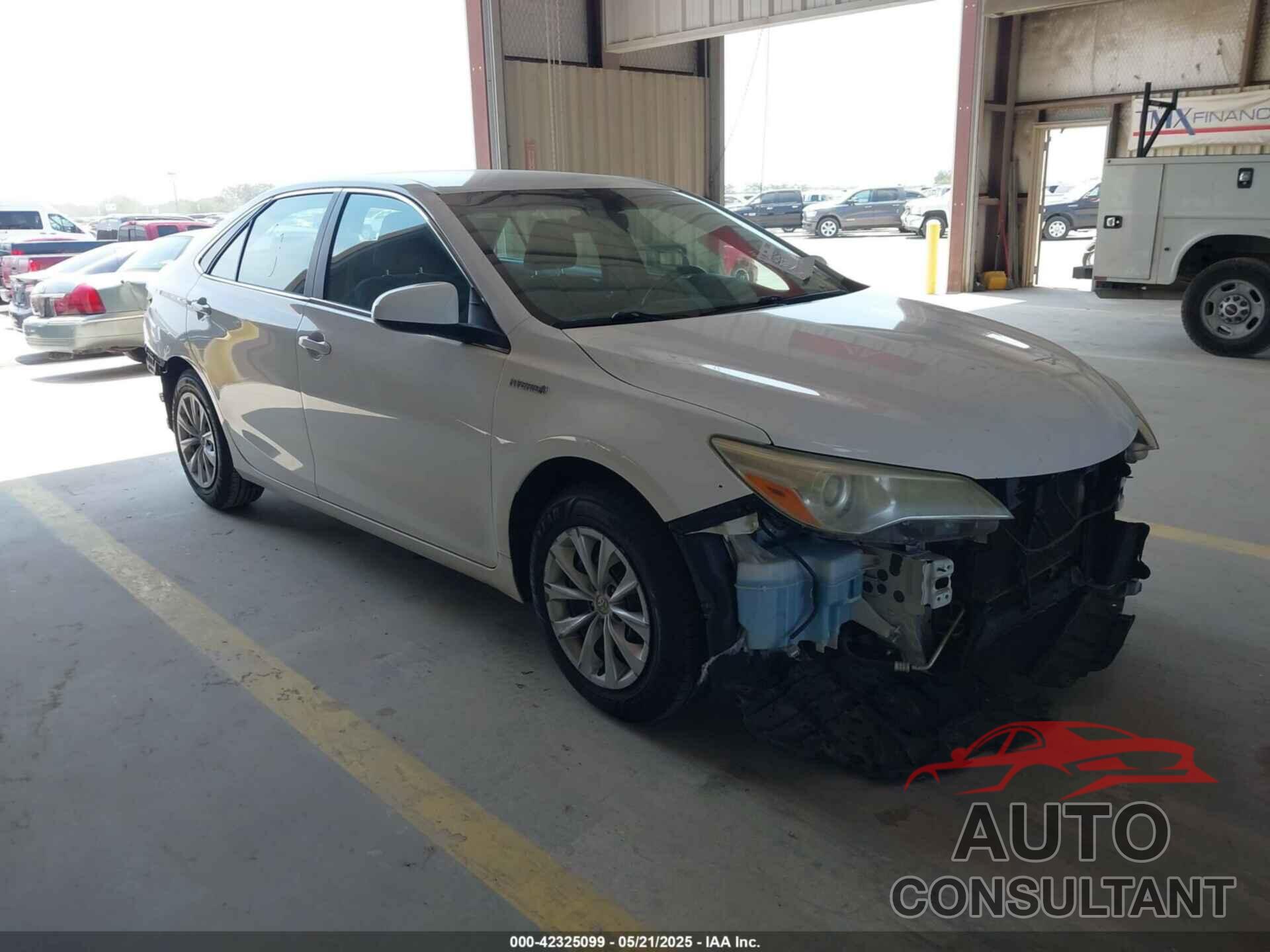 TOYOTA CAMRY HYBRID 2016 - 4T1BD1FK3GU199247