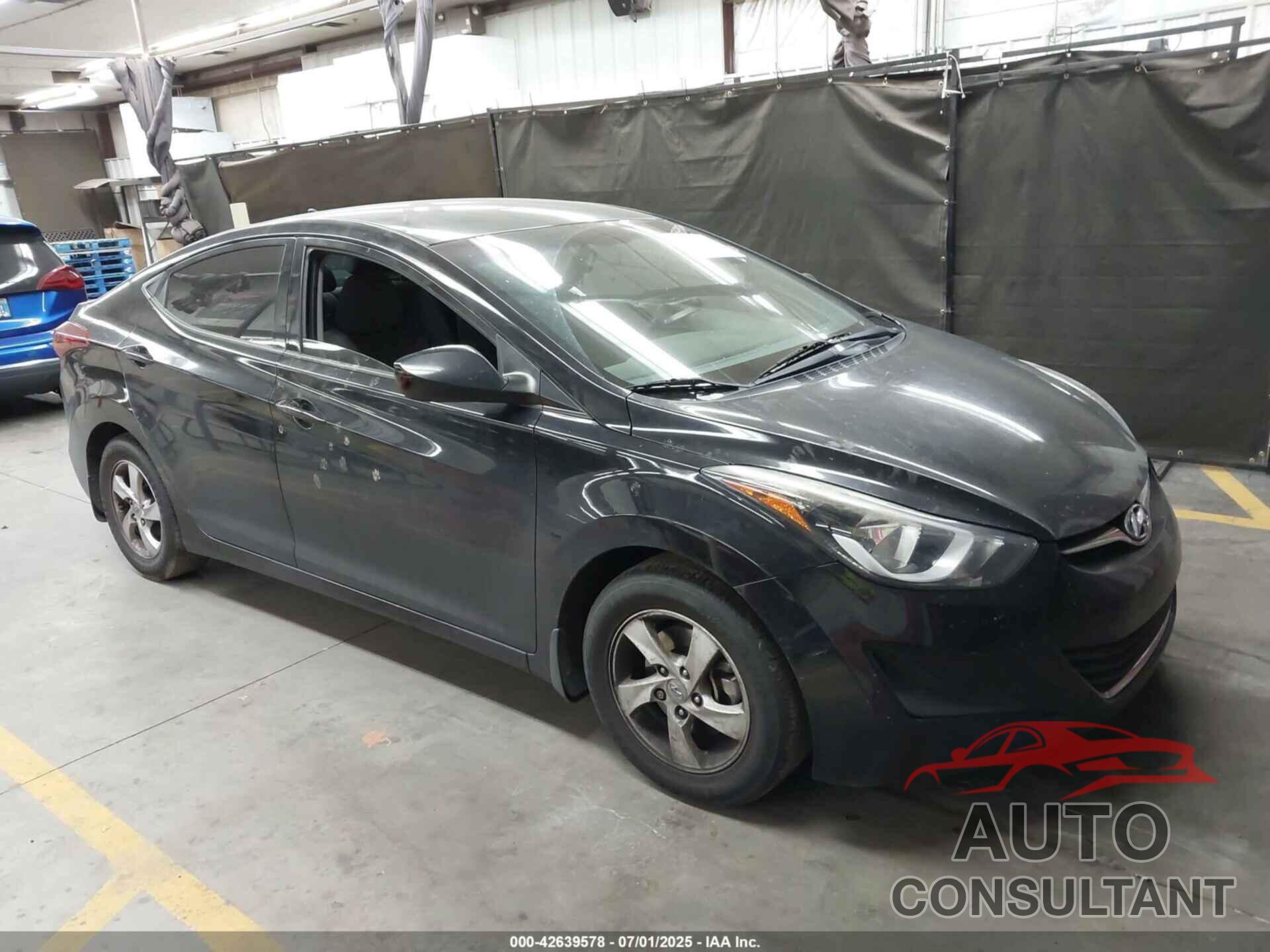 HYUNDAI ELANTRA 2015 - KMHDH4AE2FU329856