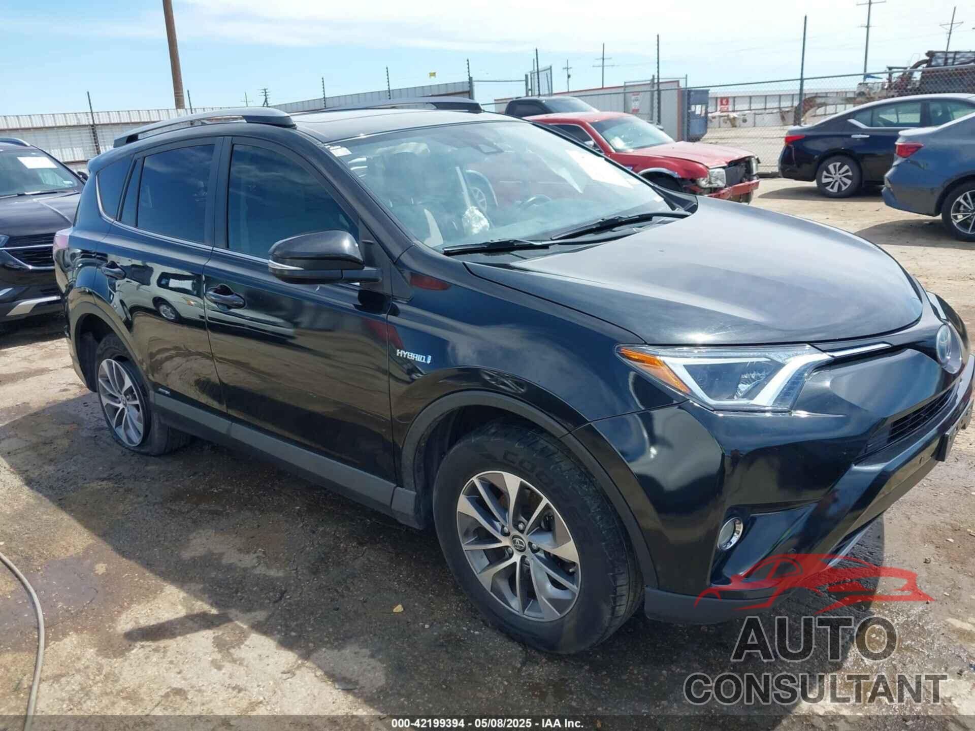 TOYOTA RAV4 HYBRID 2017 - JTMRJREV3HD077401