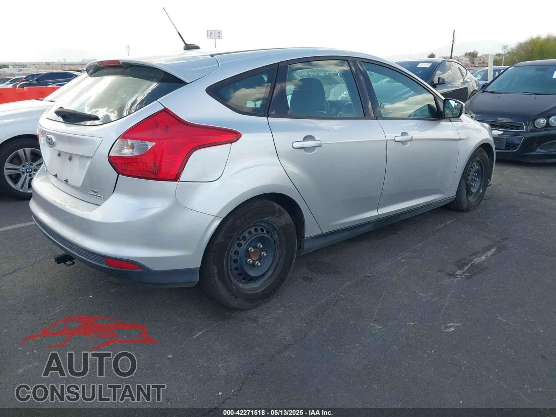 FORD FOCUS 2014 - 1FADP3K27EL113632