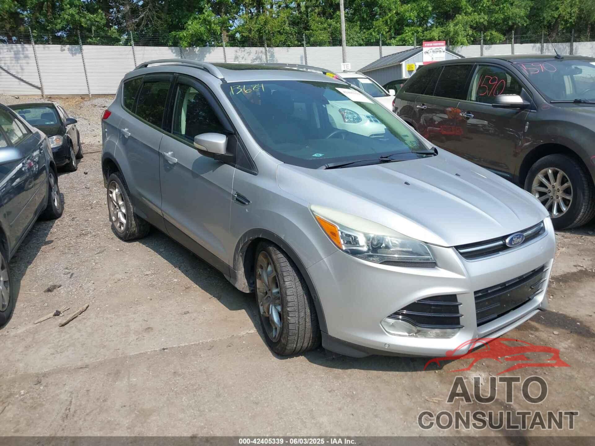 FORD ESCAPE 2016 - 1FMCU9J96GUB05210
