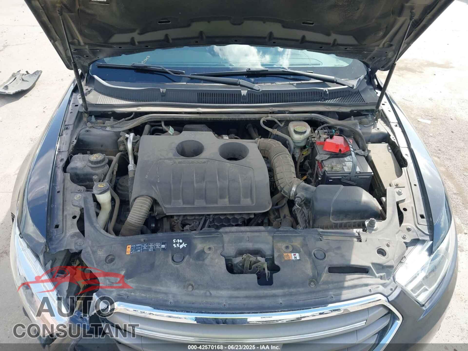 FORD TAURUS 2017 - 1FAHP2E92HG143011