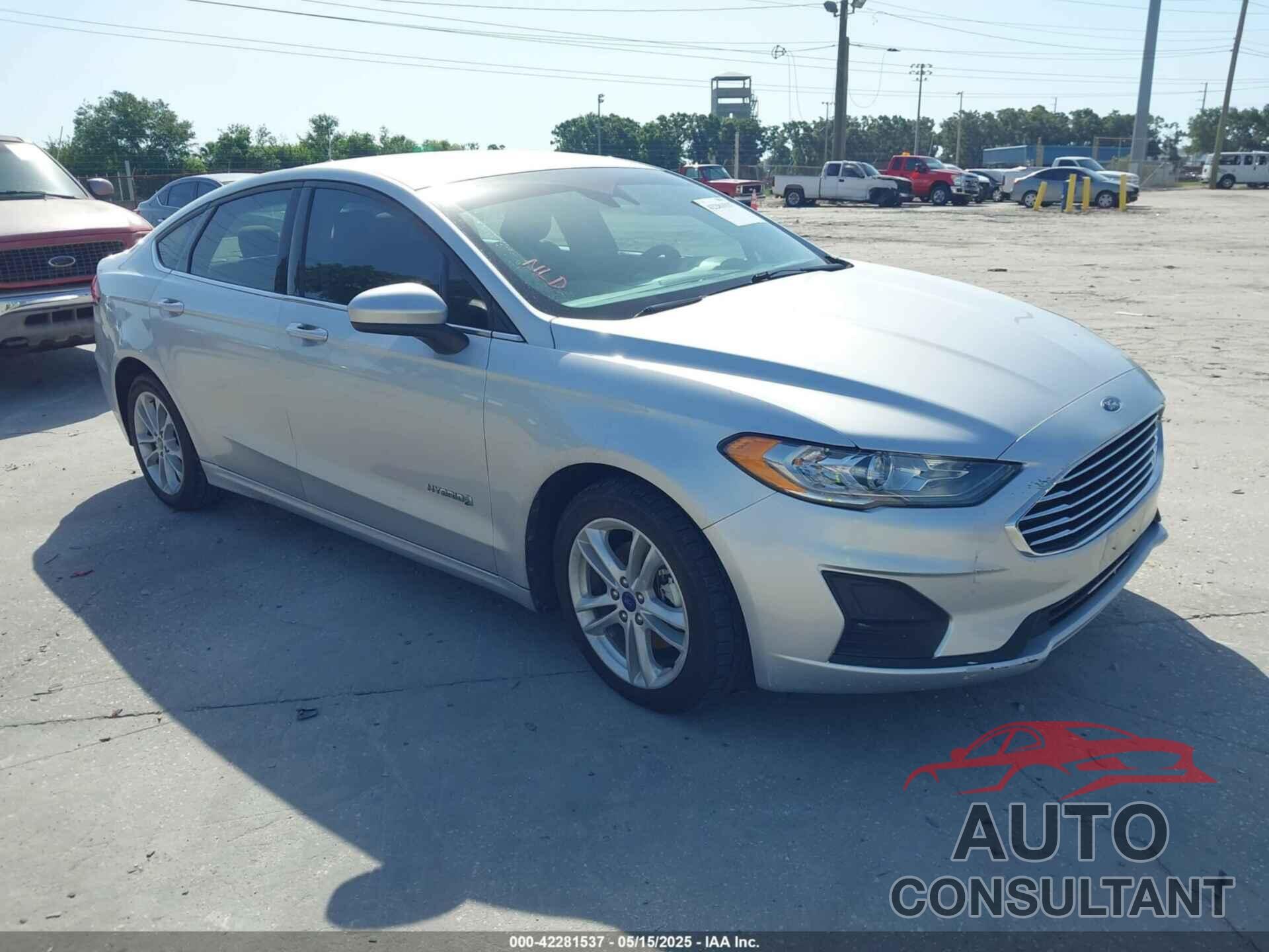 FORD FUSION HYBRID 2019 - 3FA6P0LU4KR242576