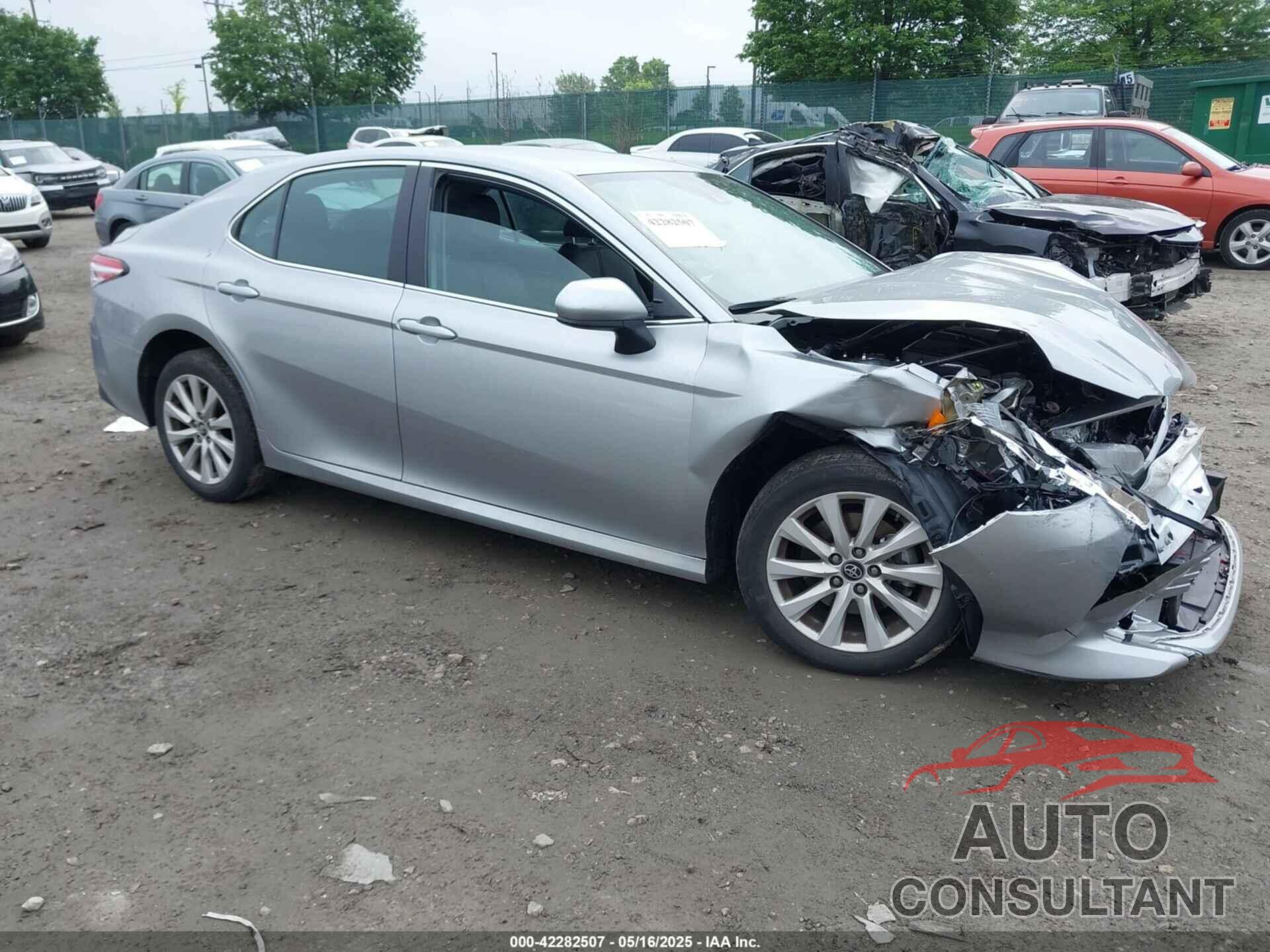 TOYOTA CAMRY 2019 - 4T1B11HK5KU813553