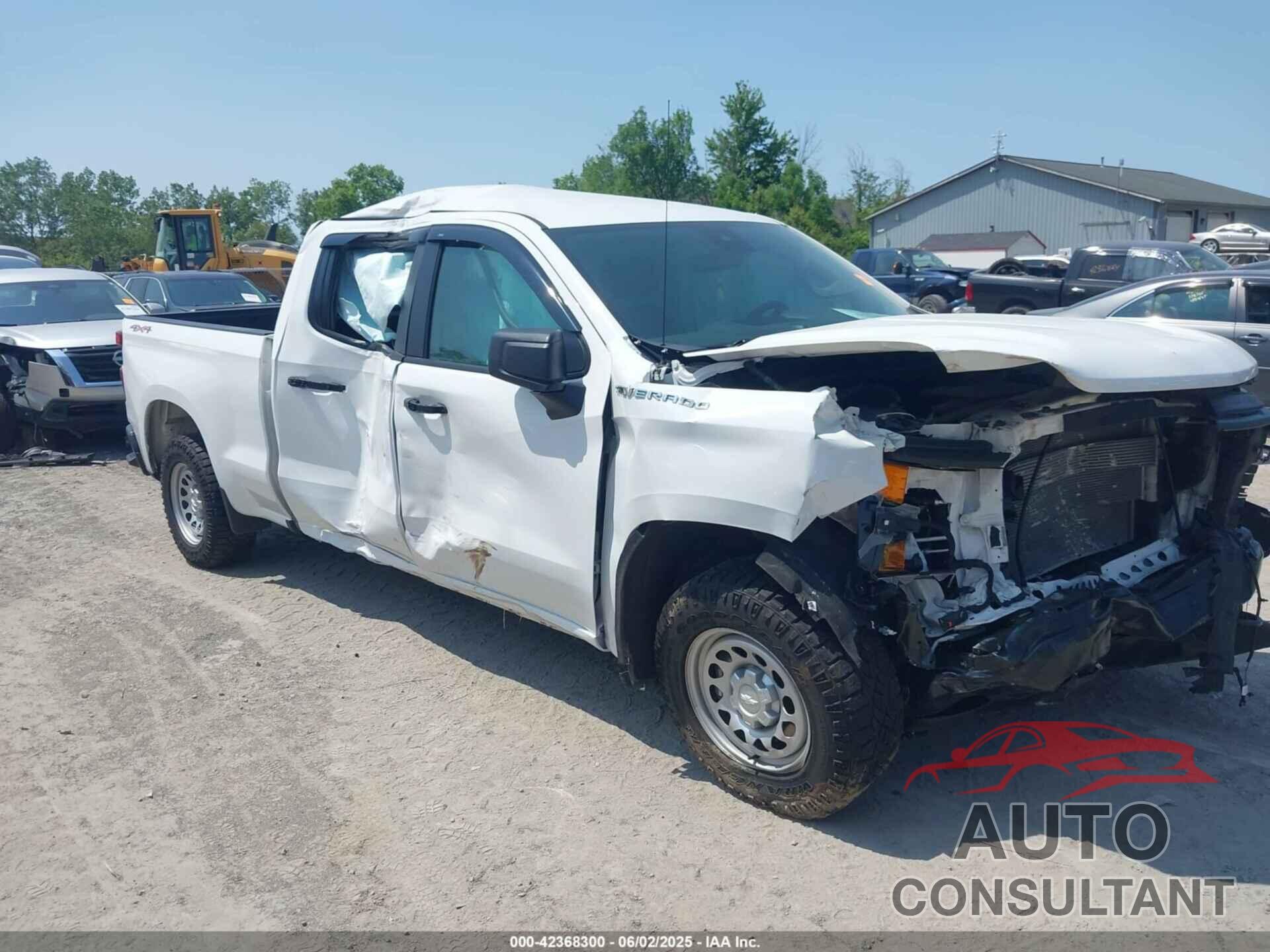 CHEVROLET SILVERADO 1500 2023 - 1GCUDAED4PZ181553