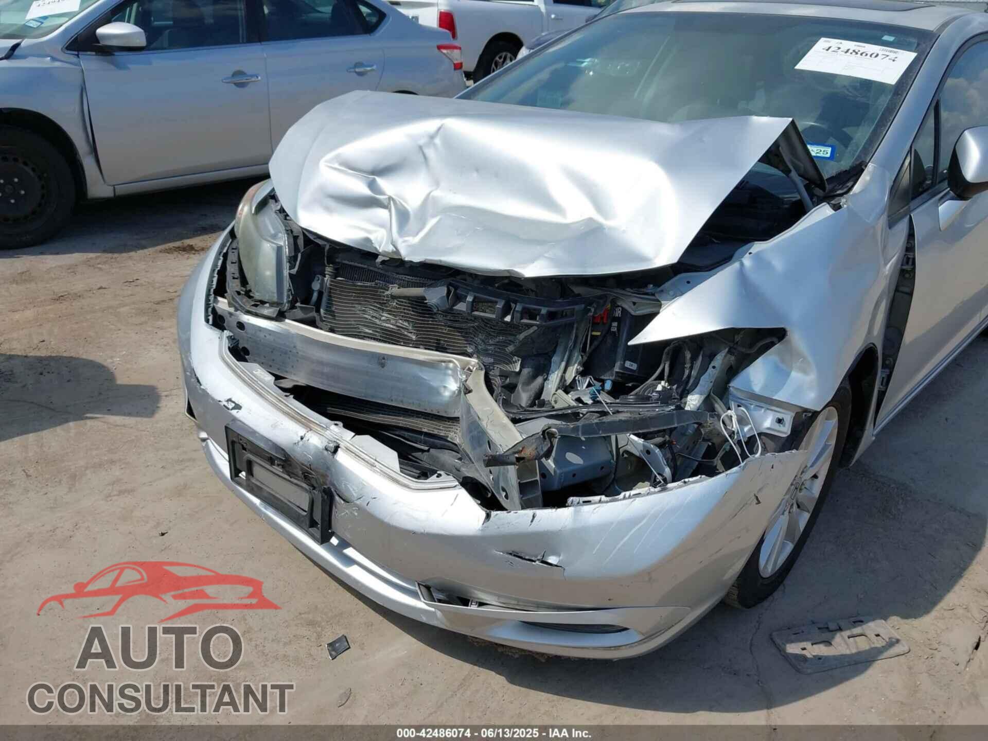HONDA CIVIC 2012 - 2HGFB2F83CH592007